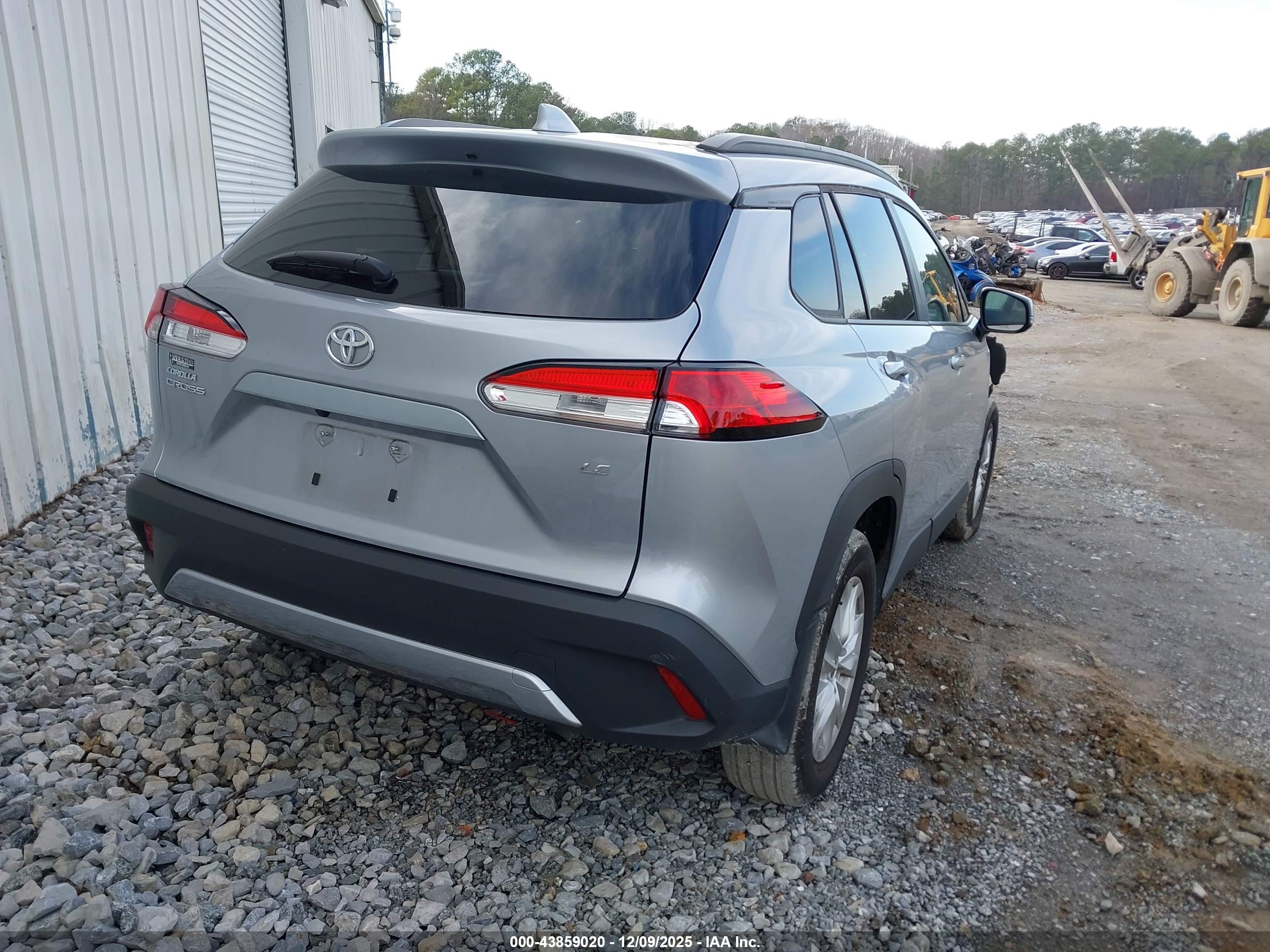 TOYOTA COROLLA image 4
