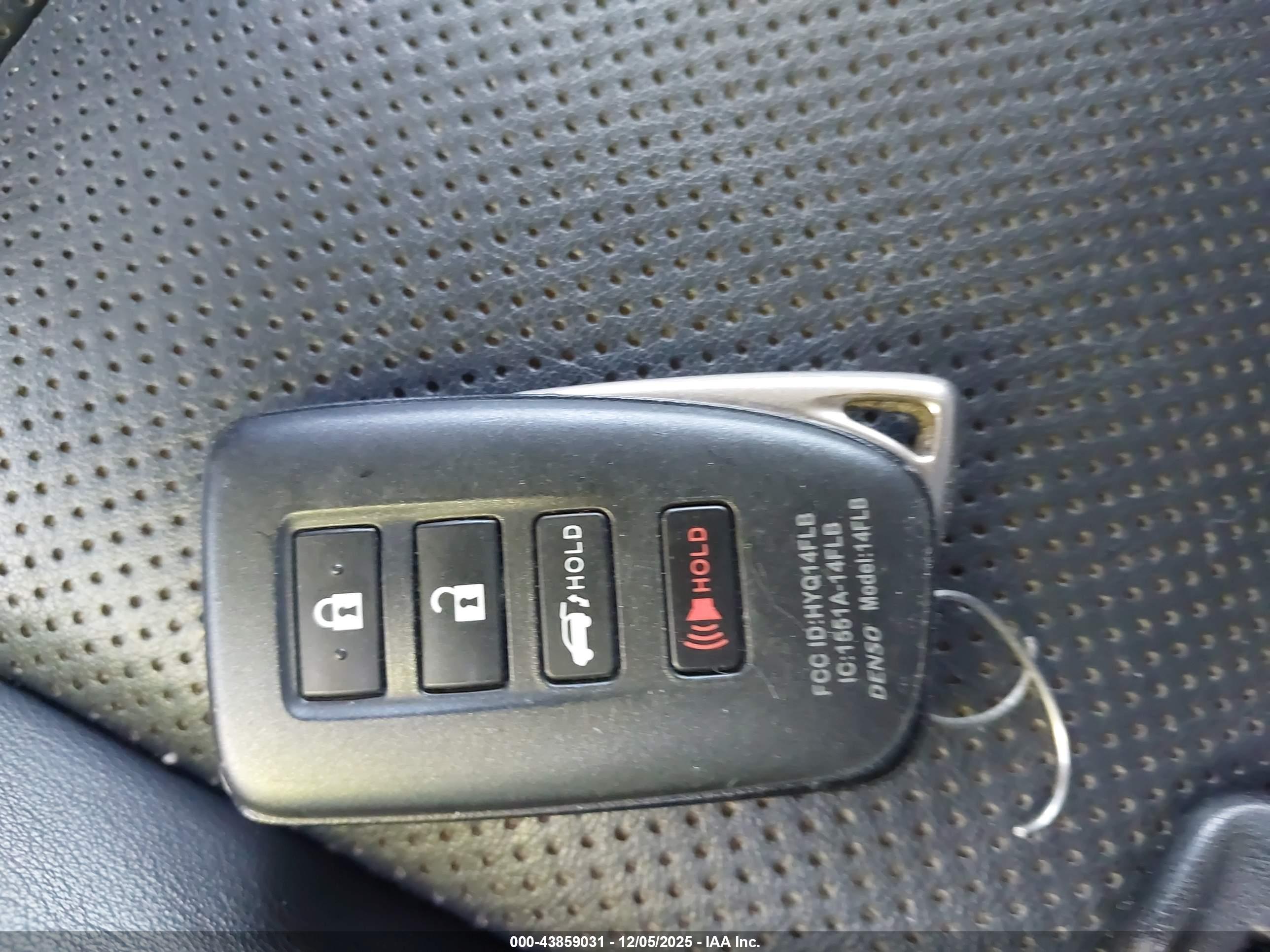 LEXUS RX image 11
