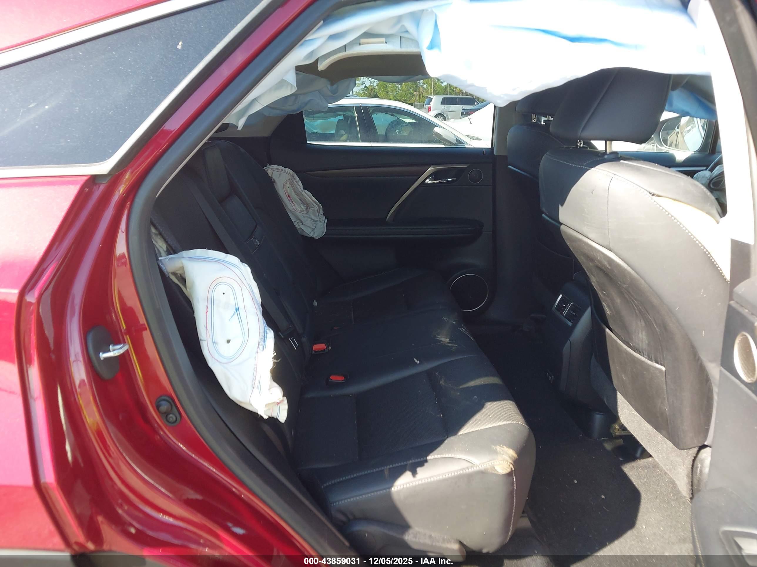 LEXUS RX image 8
