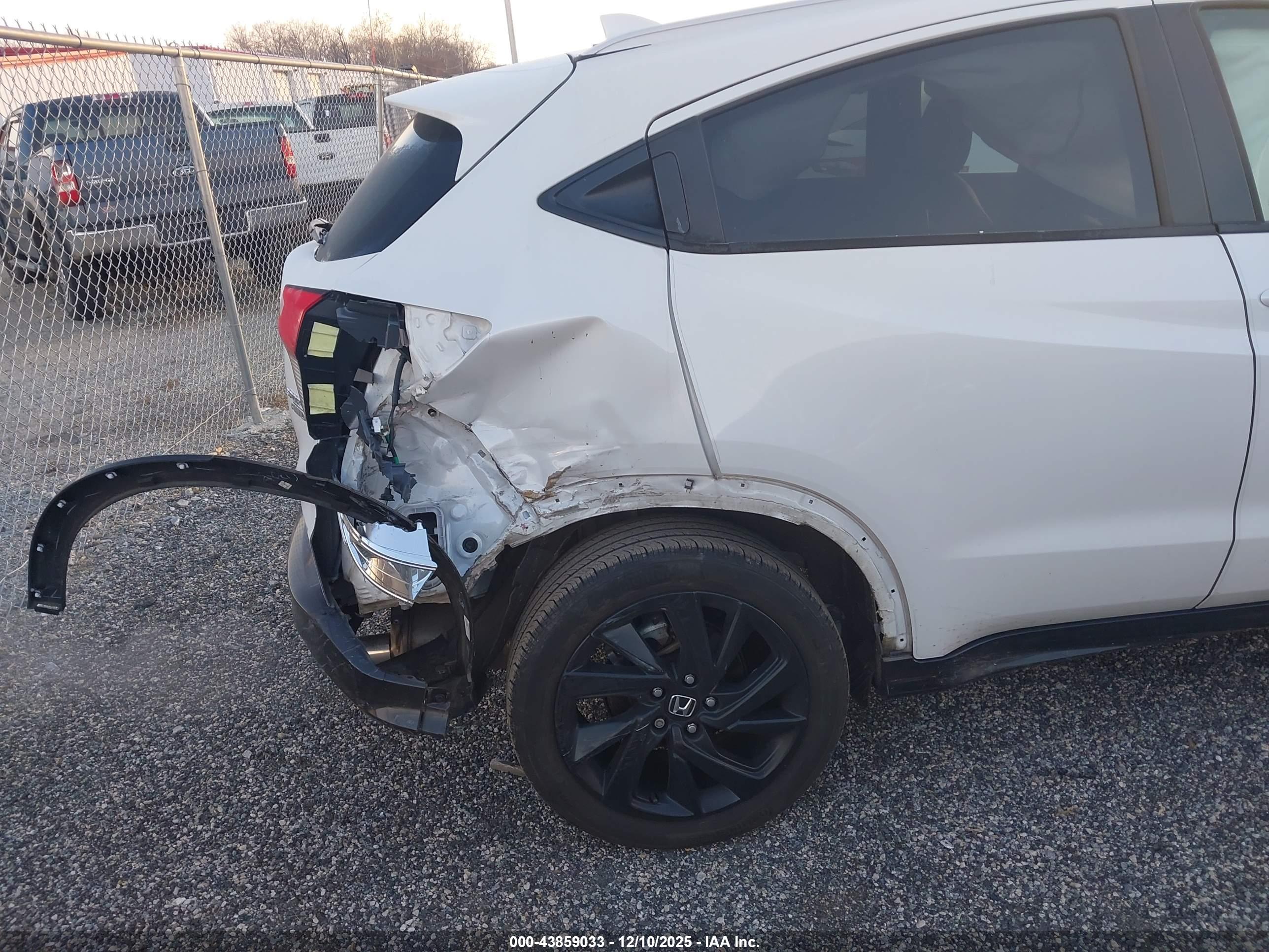HONDA HR-V image 6