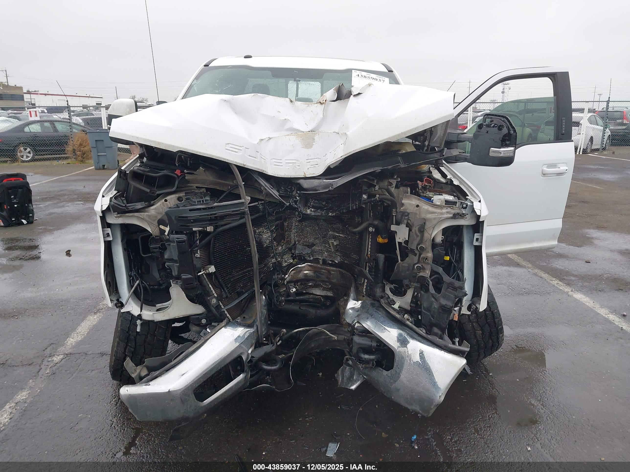 FORD F-250 image 6