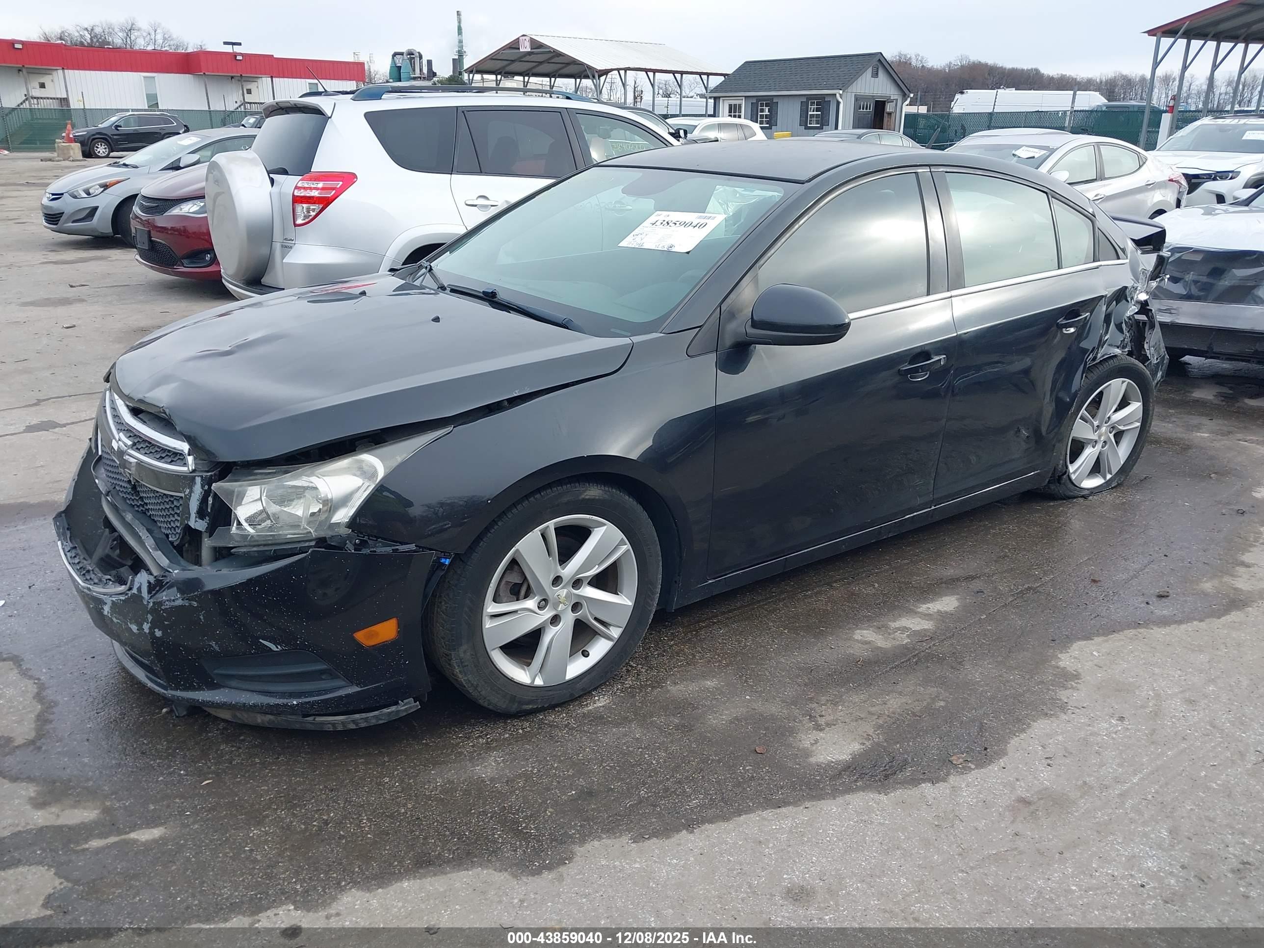 CHEVROLET CRUZE image 2