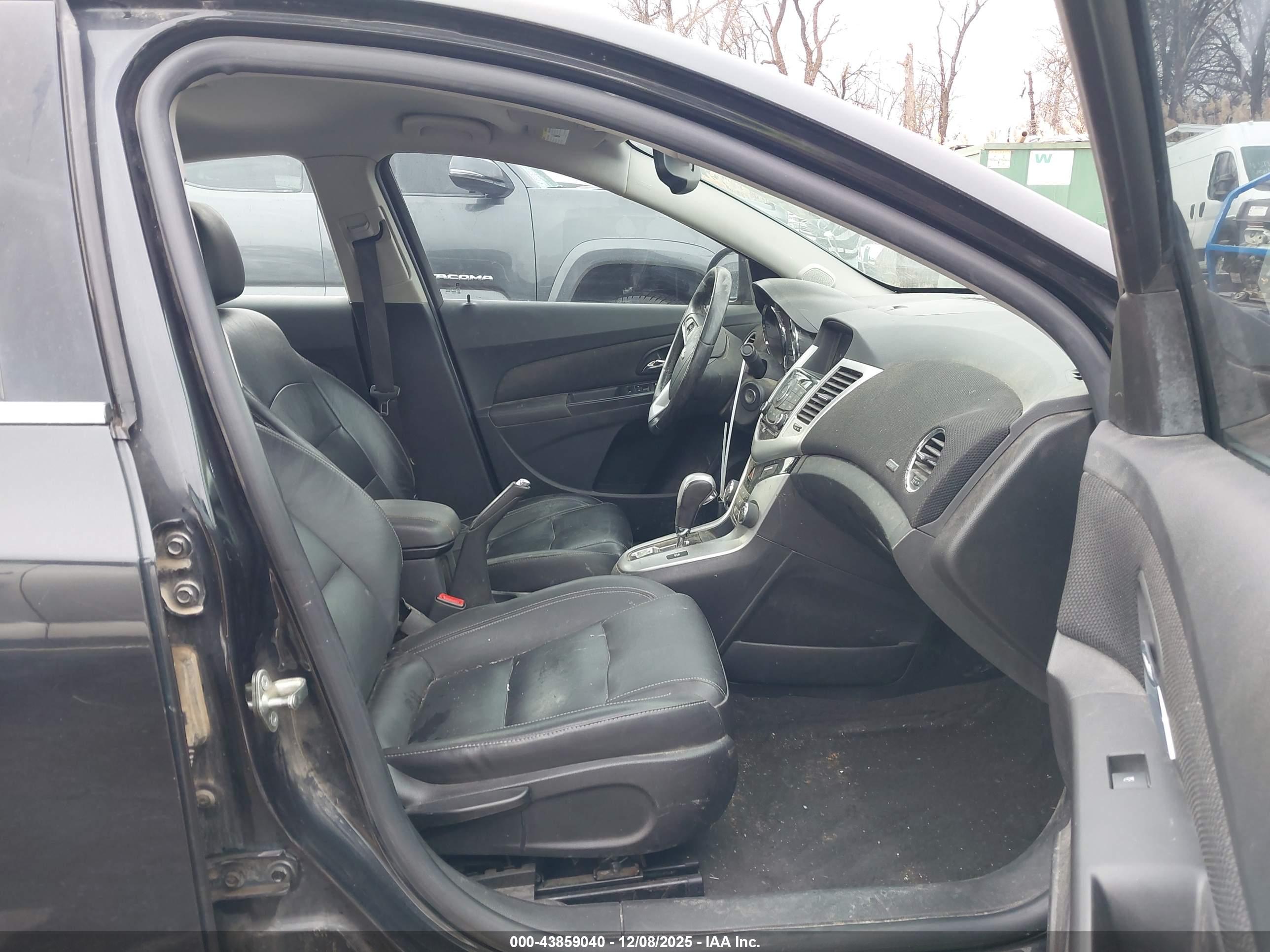 CHEVROLET CRUZE image 5