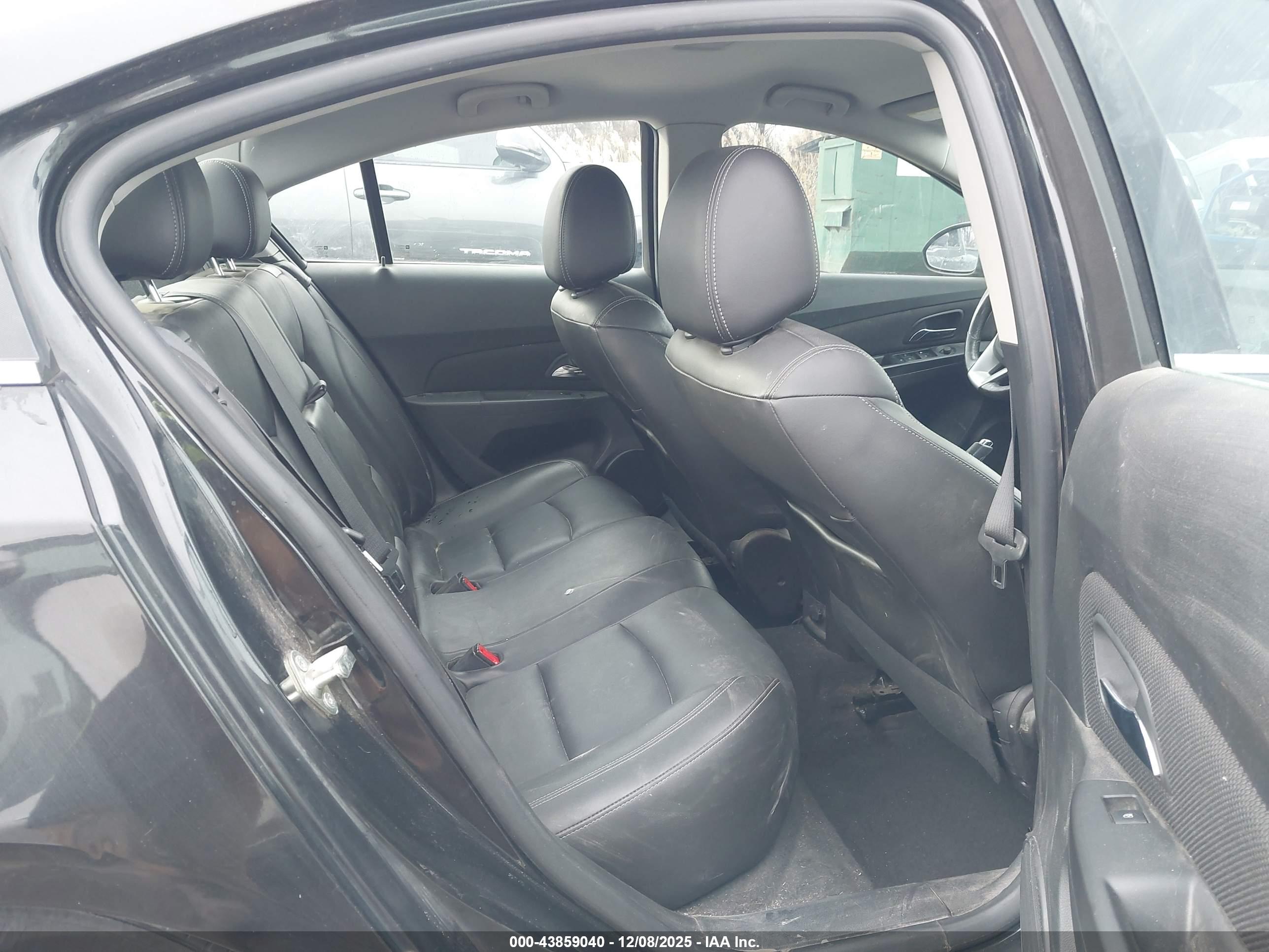 CHEVROLET CRUZE image 8