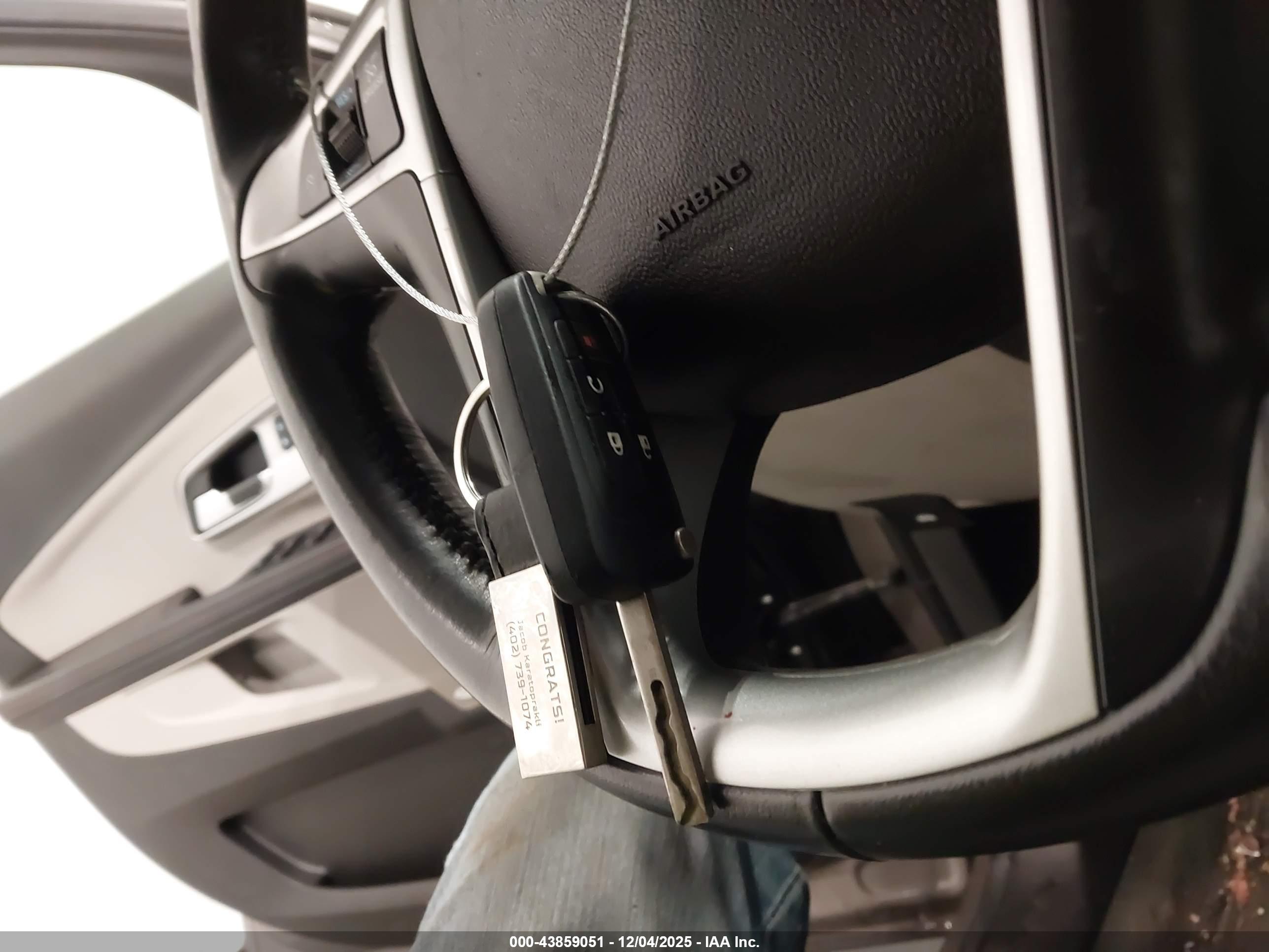 CHEVROLET EQUINOX image 11