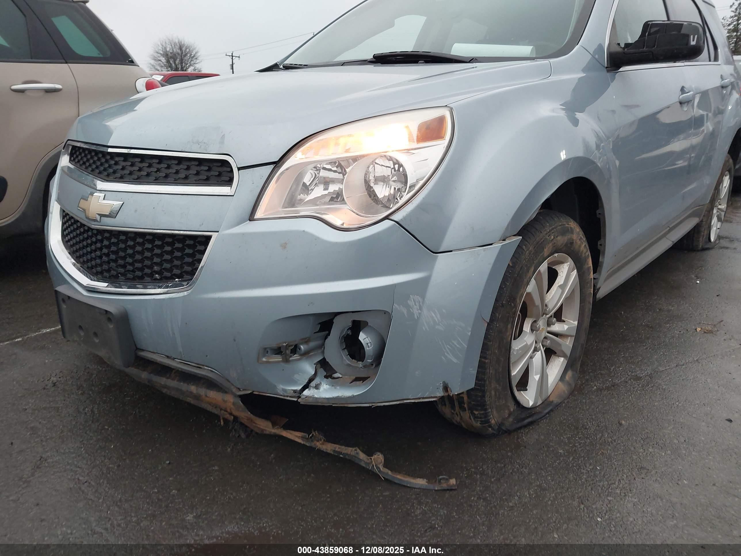 CHEVROLET EQUINOX image 6