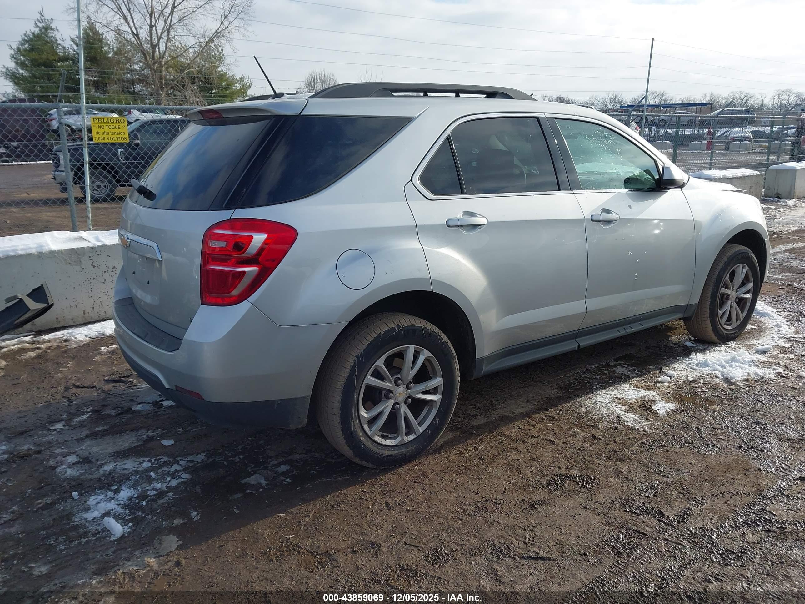 CHEVROLET EQUINOX image 4