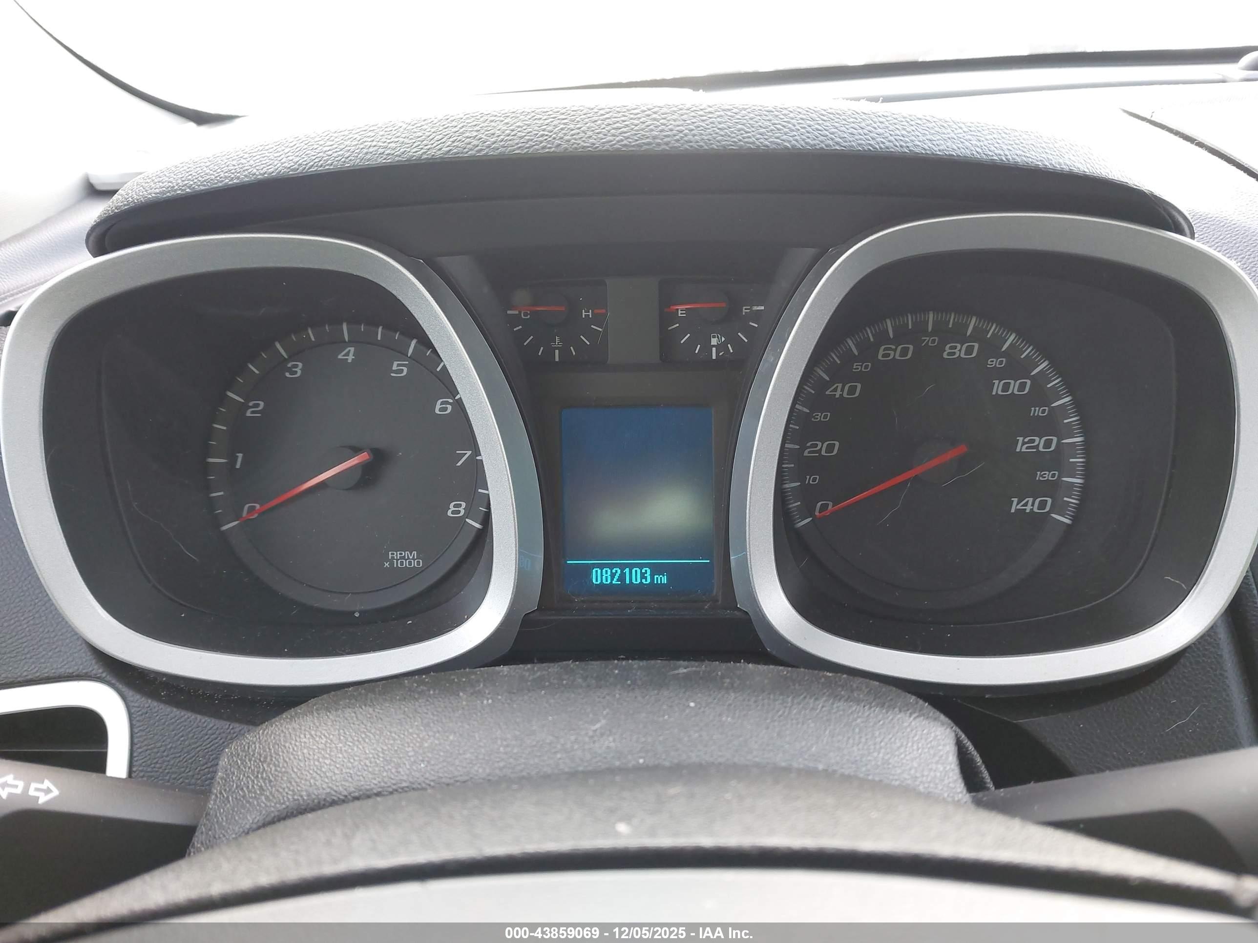 CHEVROLET EQUINOX image 7