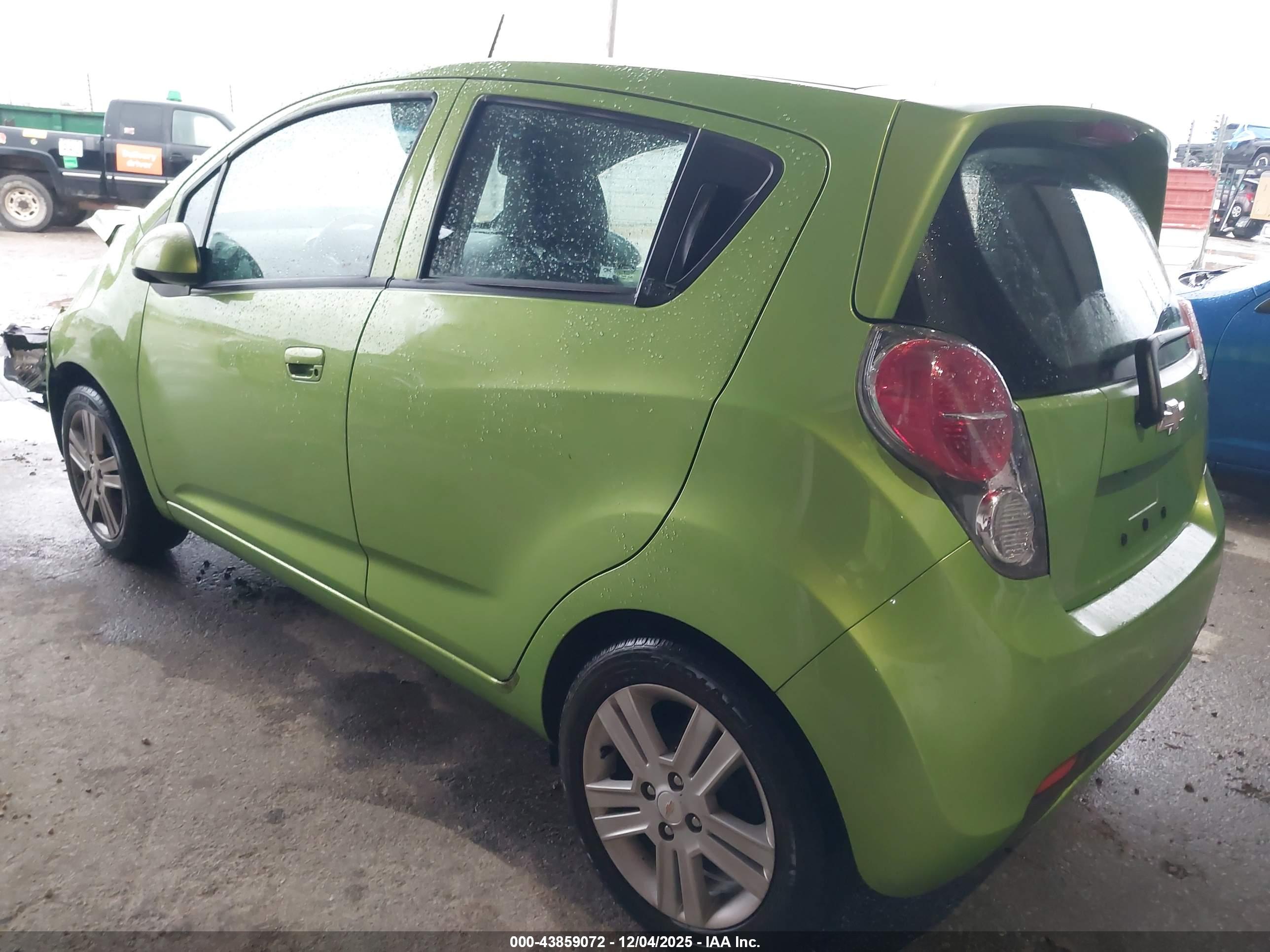 CHEVROLET SPARK image 3