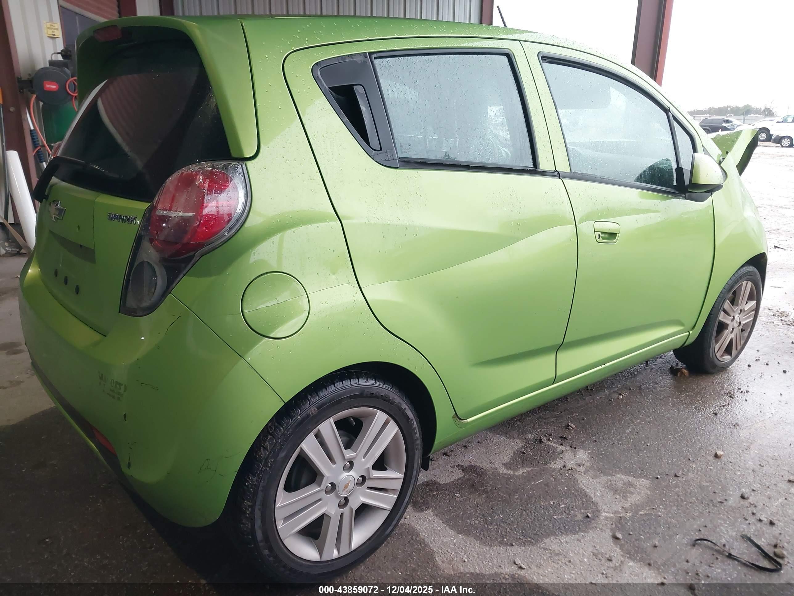 CHEVROLET SPARK image 4