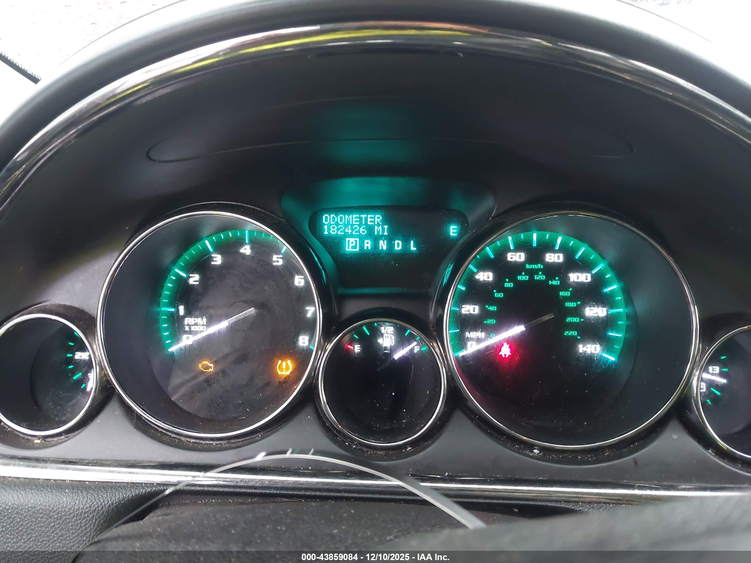BUICK ENCLAVE image 7