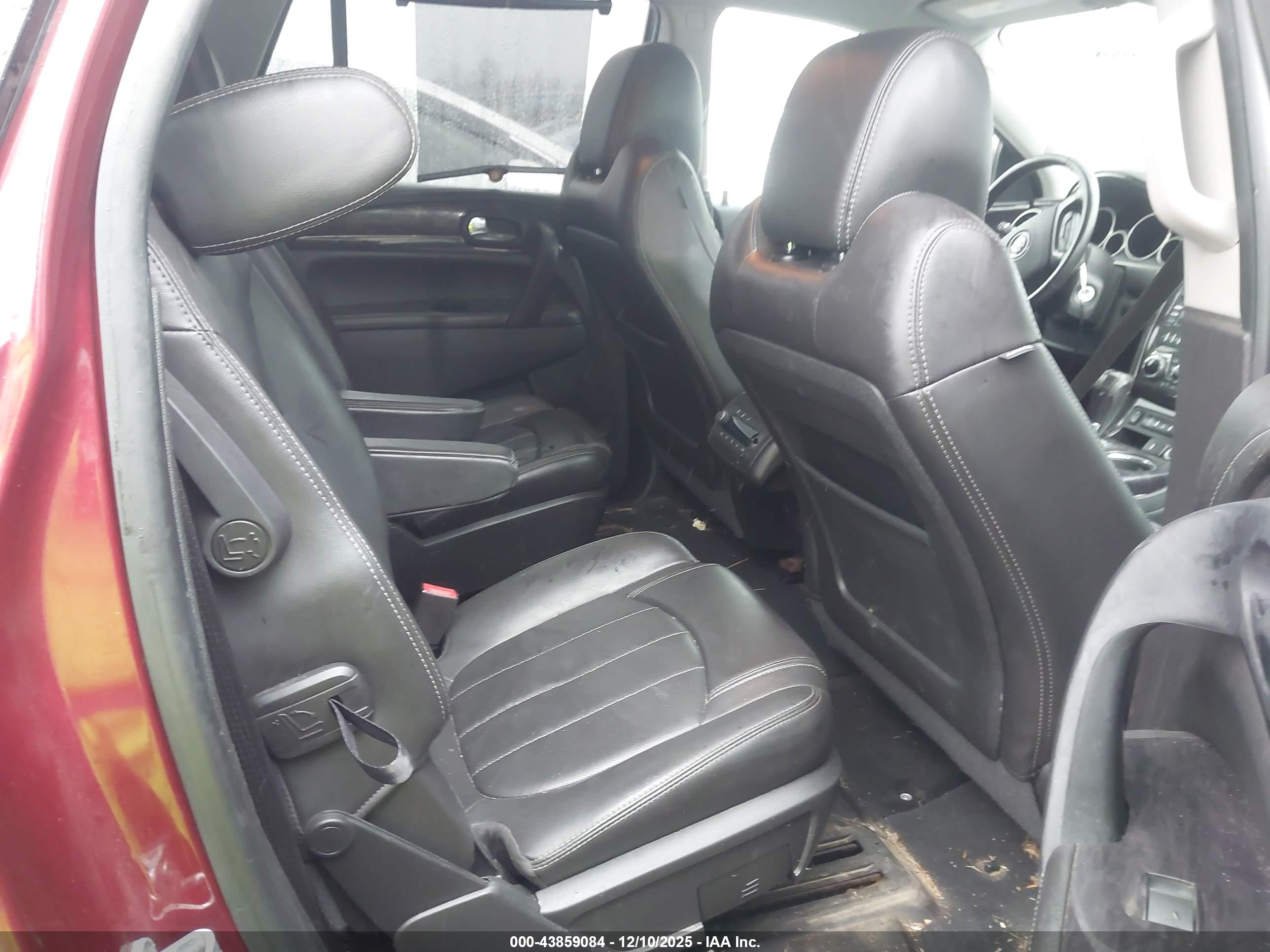 BUICK ENCLAVE image 8