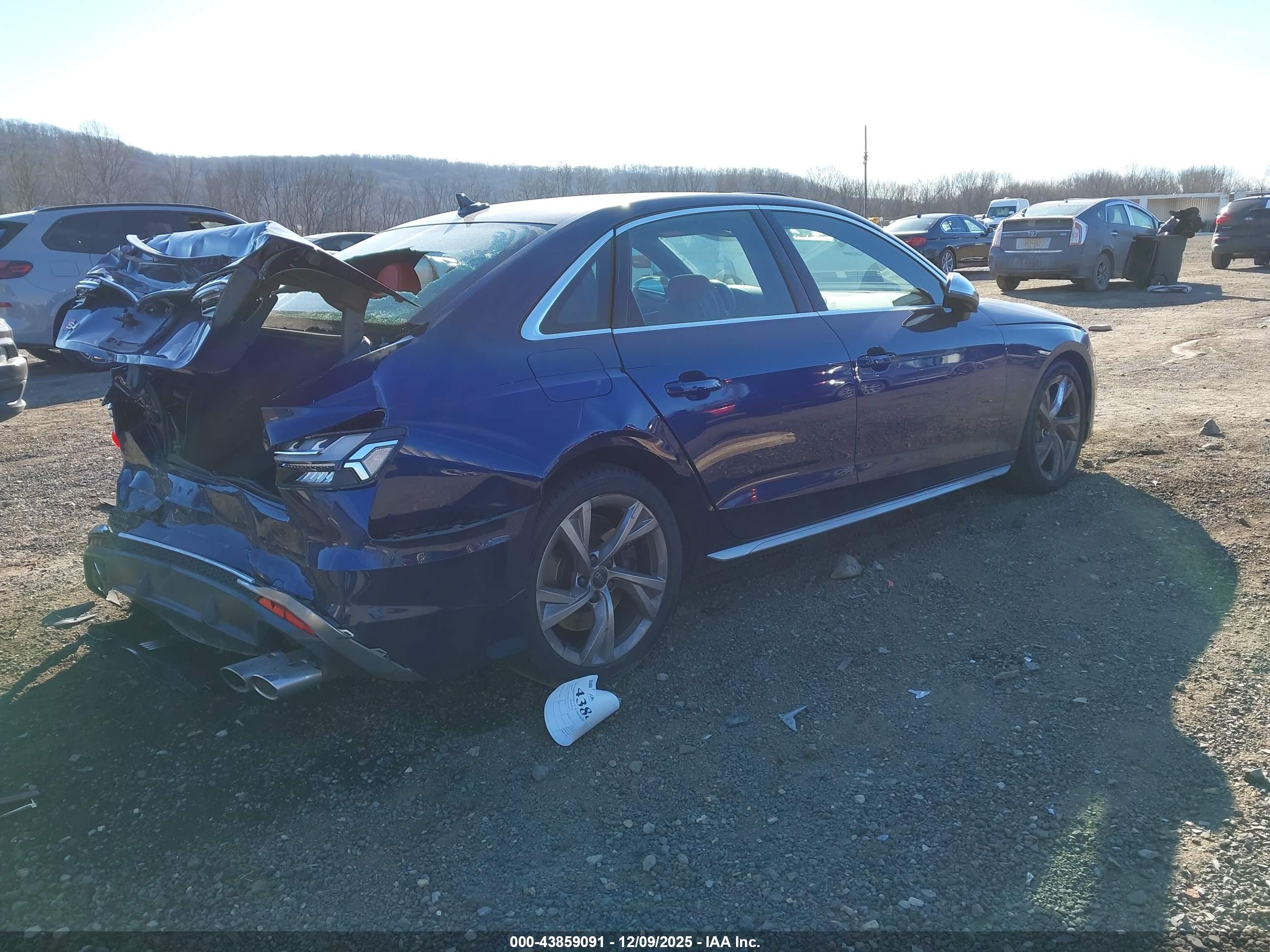 AUDI S4 image 4