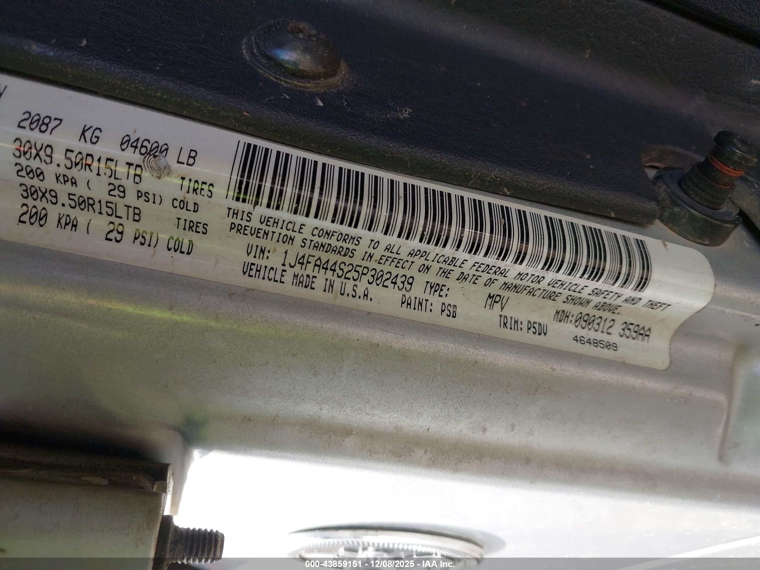 JEEP WRANGLER image 9