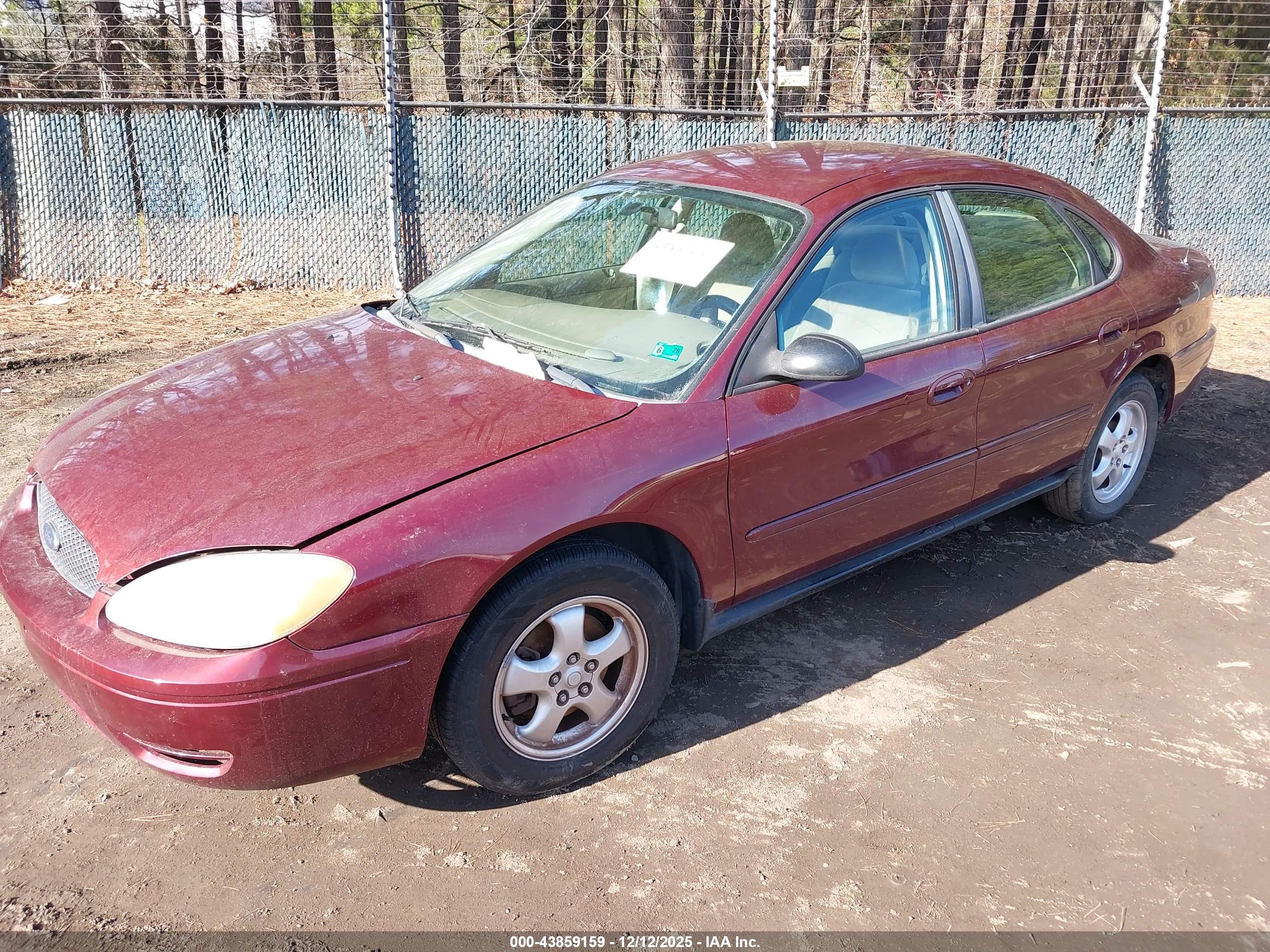 FORD TAURUS image 2