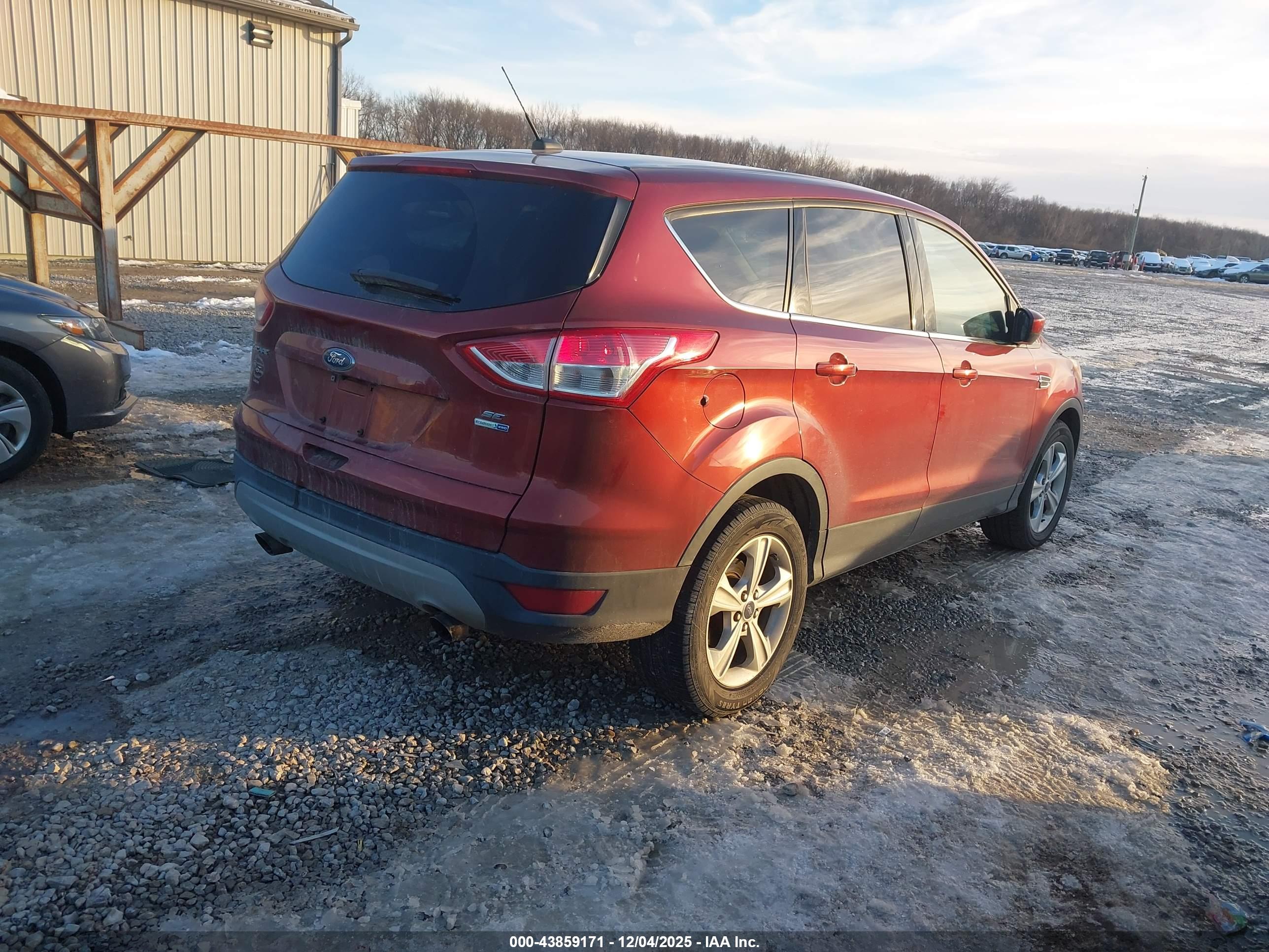 FORD ESCAPE image 4