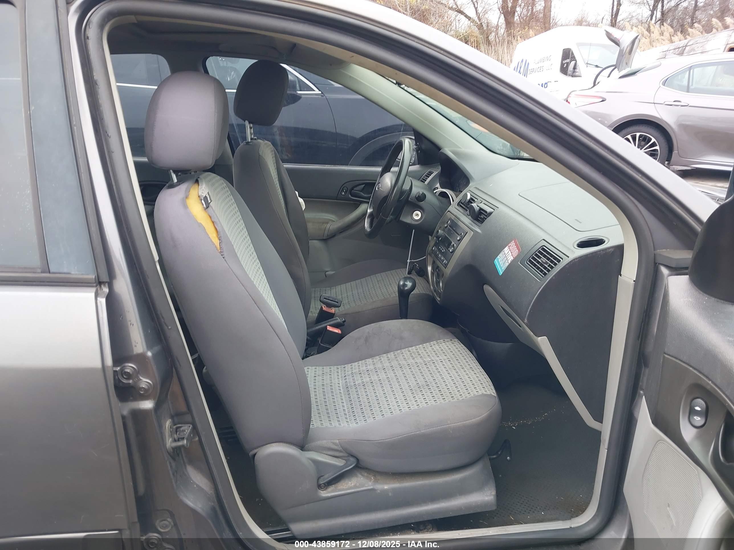 FORD FOCUS image 5
