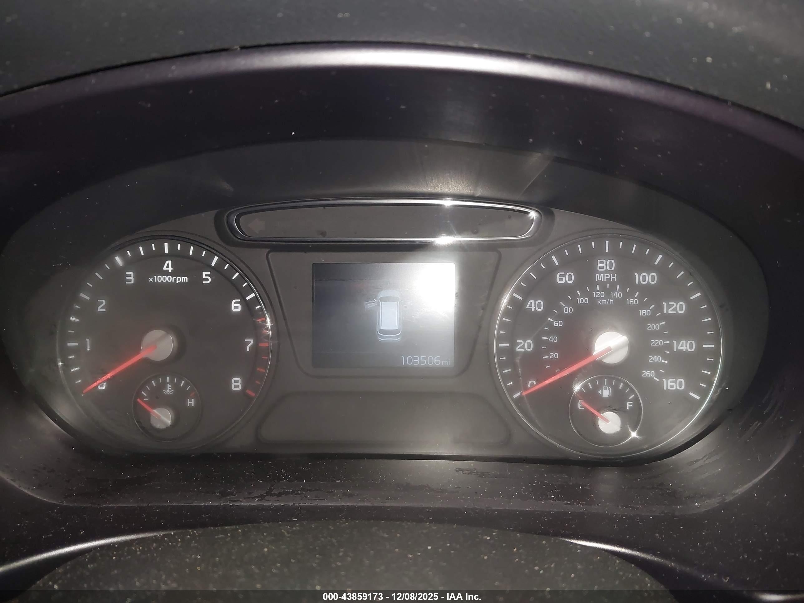 KIA SORENTO image 7