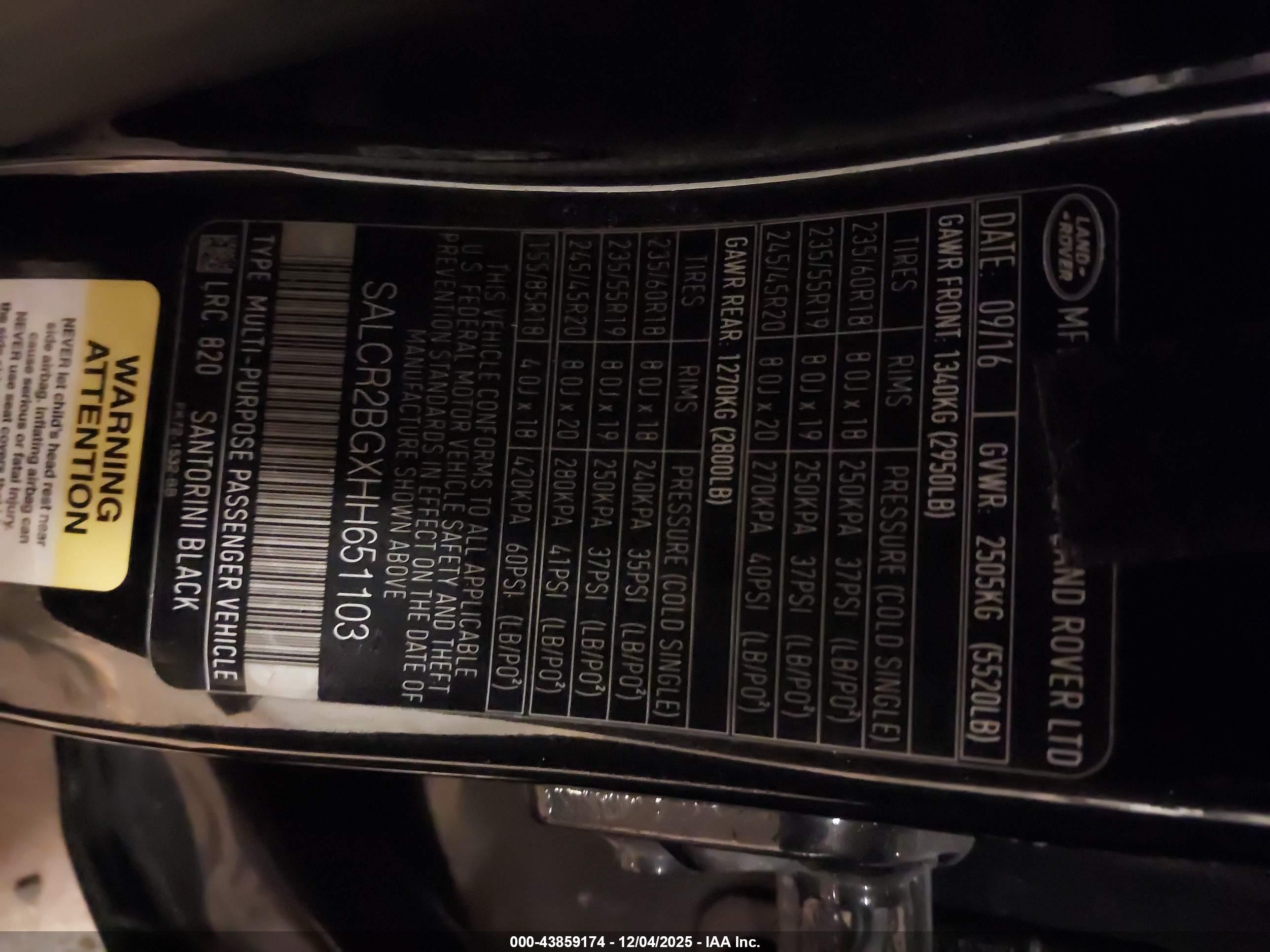 LAND ROVER image 9