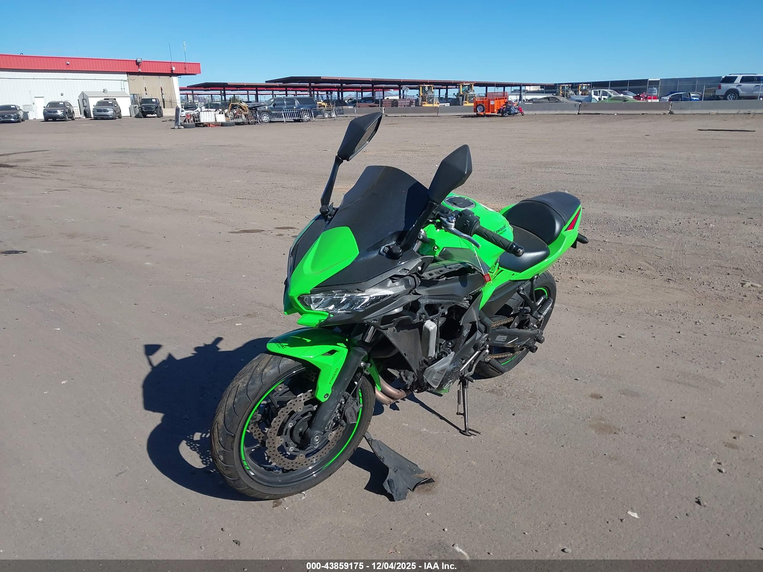 KAWASAKI EX650 image 2