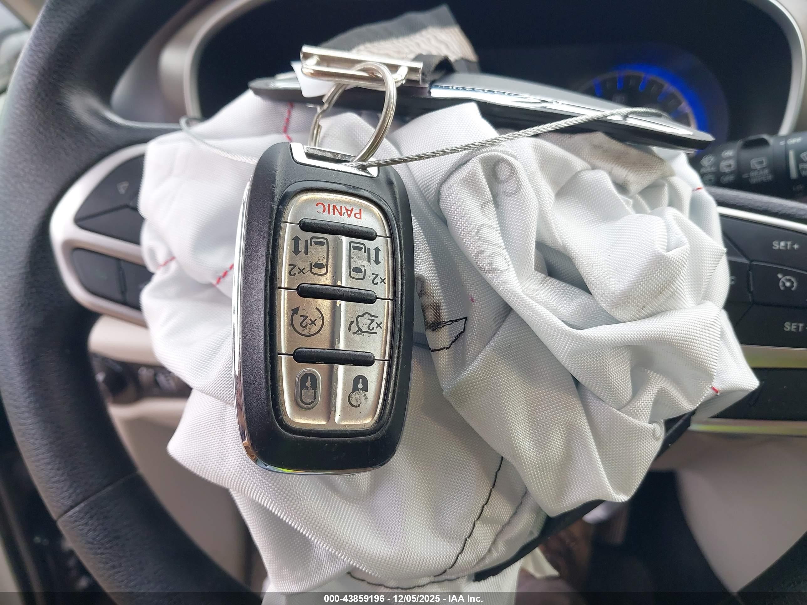 CHRYSLER VOYAGER image 11