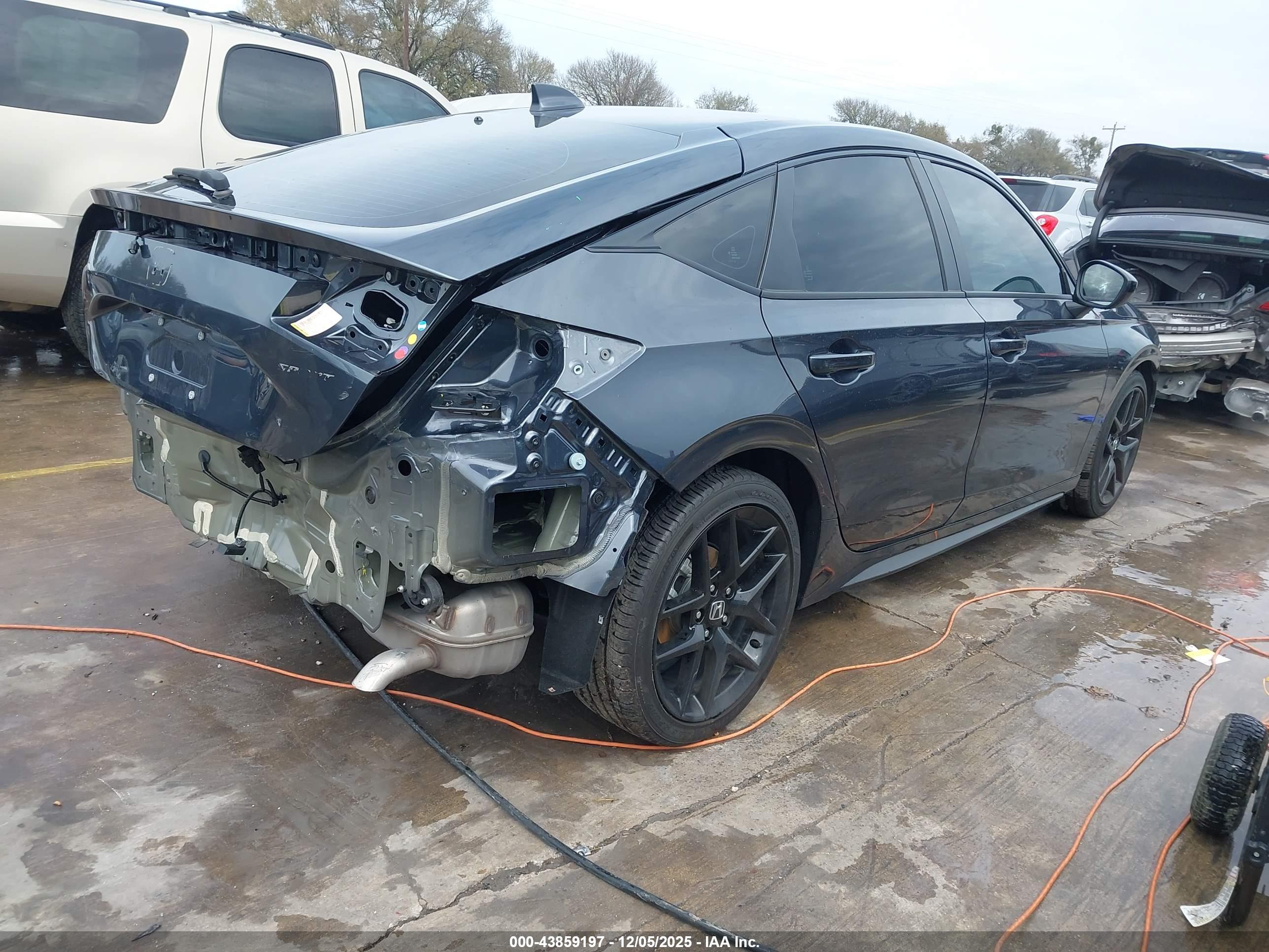 HONDA CIVIC image 4