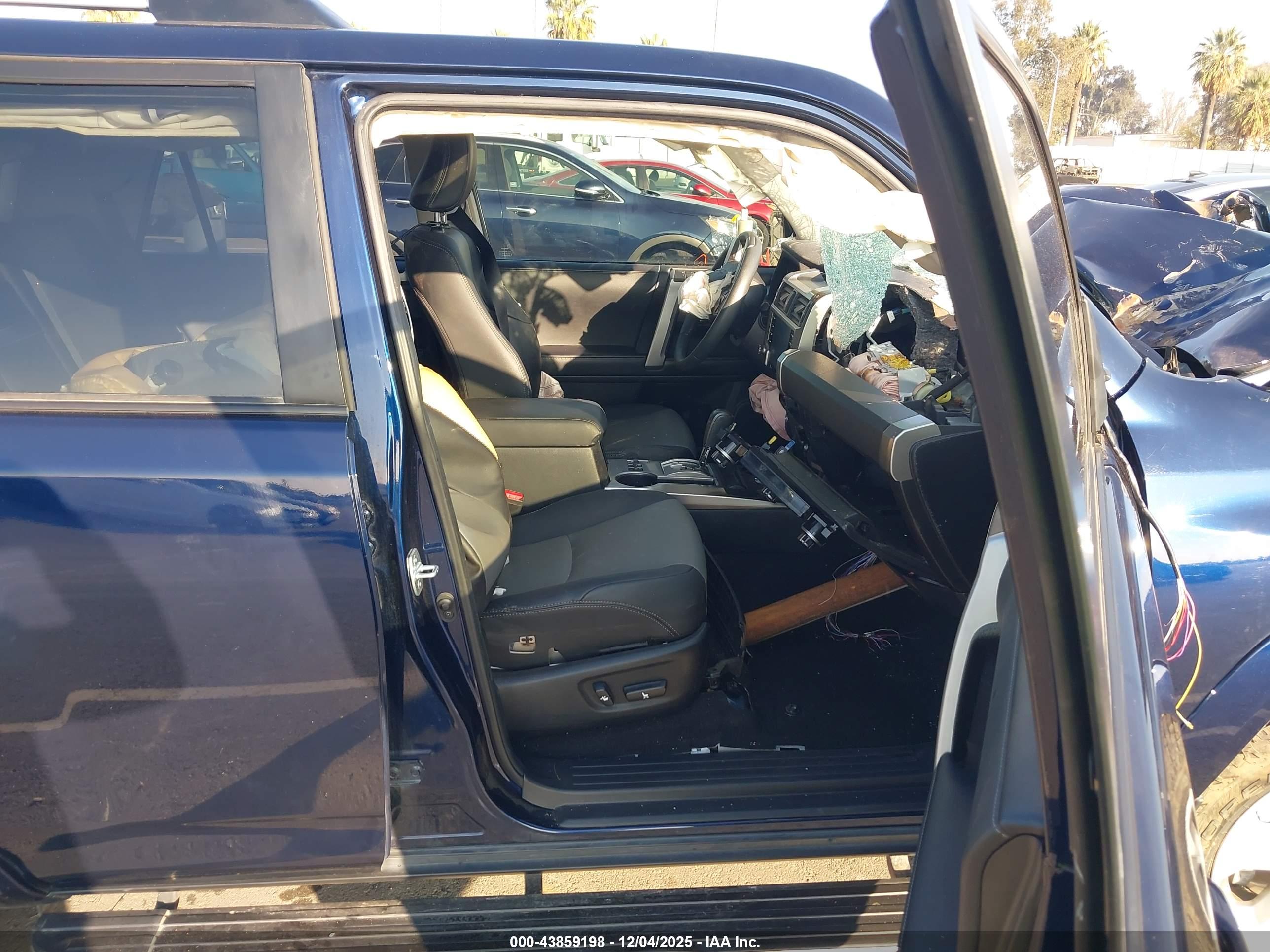 TOYOTA 4RUNNER image 5