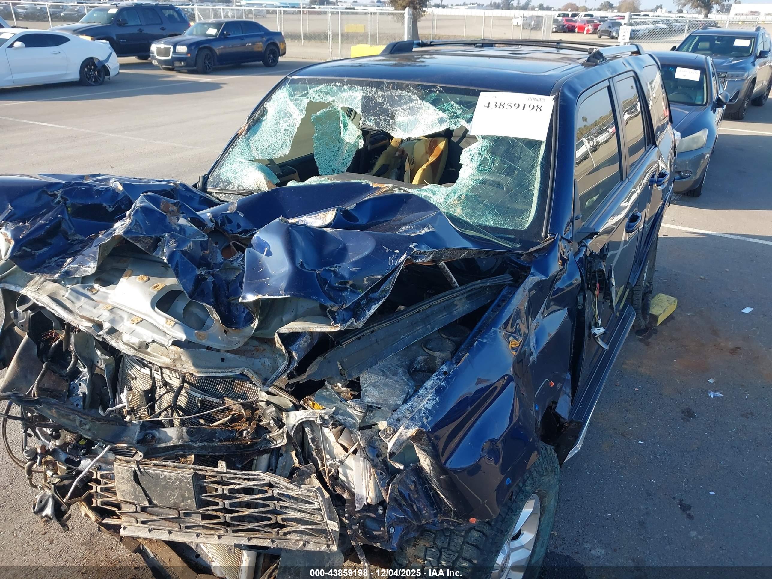 TOYOTA 4RUNNER image 6
