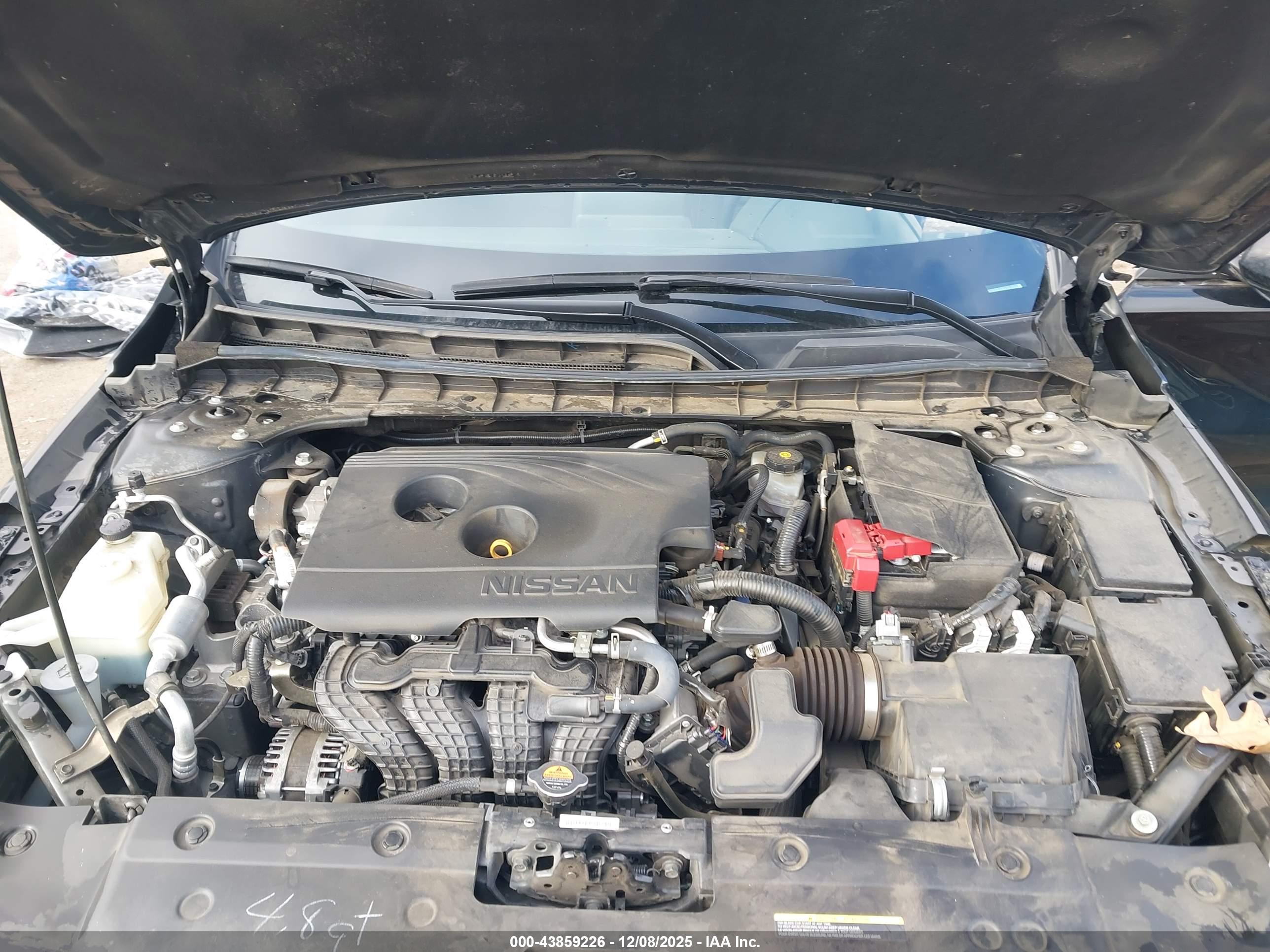 NISSAN ALTIMA image 10