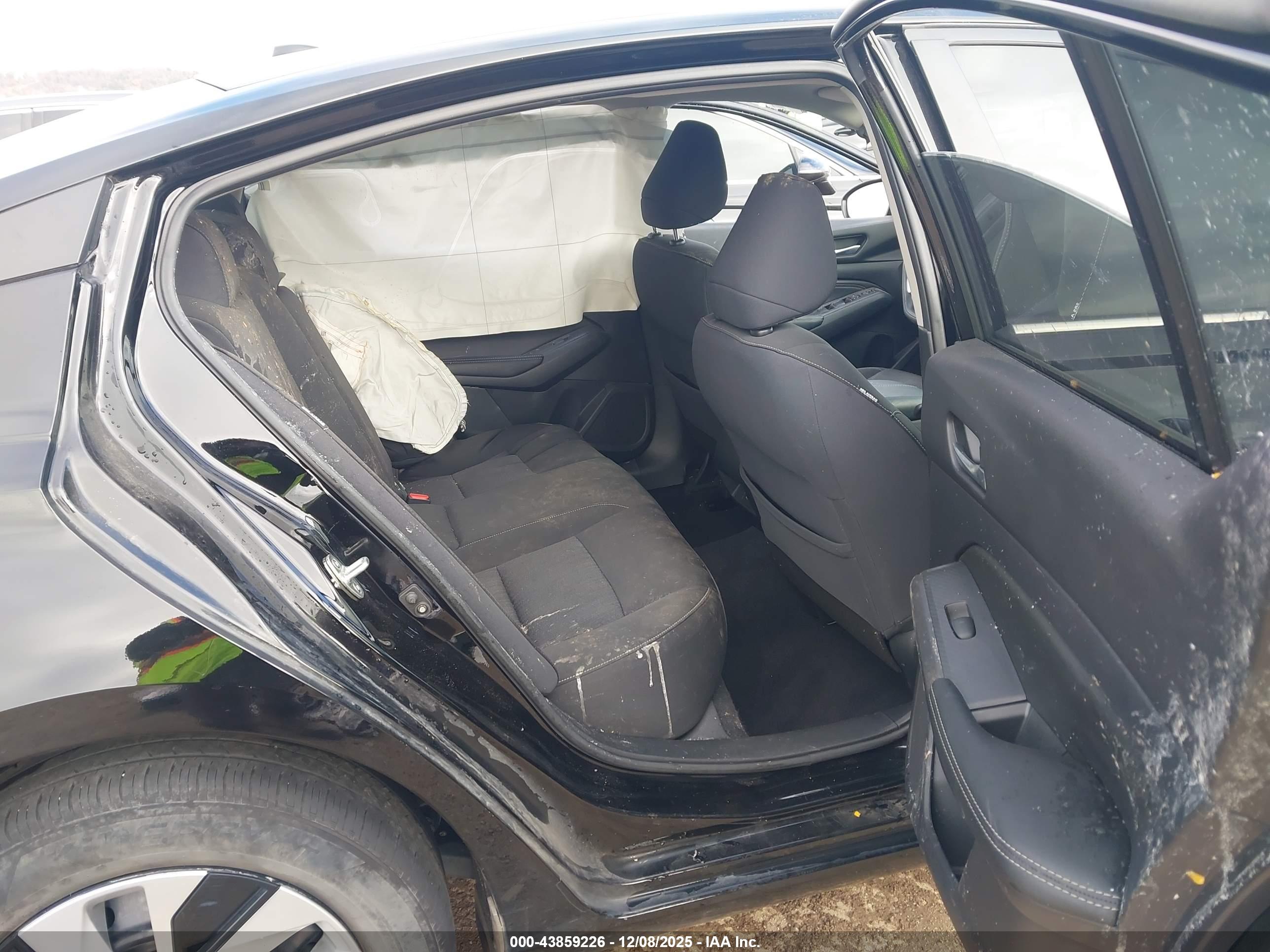 NISSAN ALTIMA image 8
