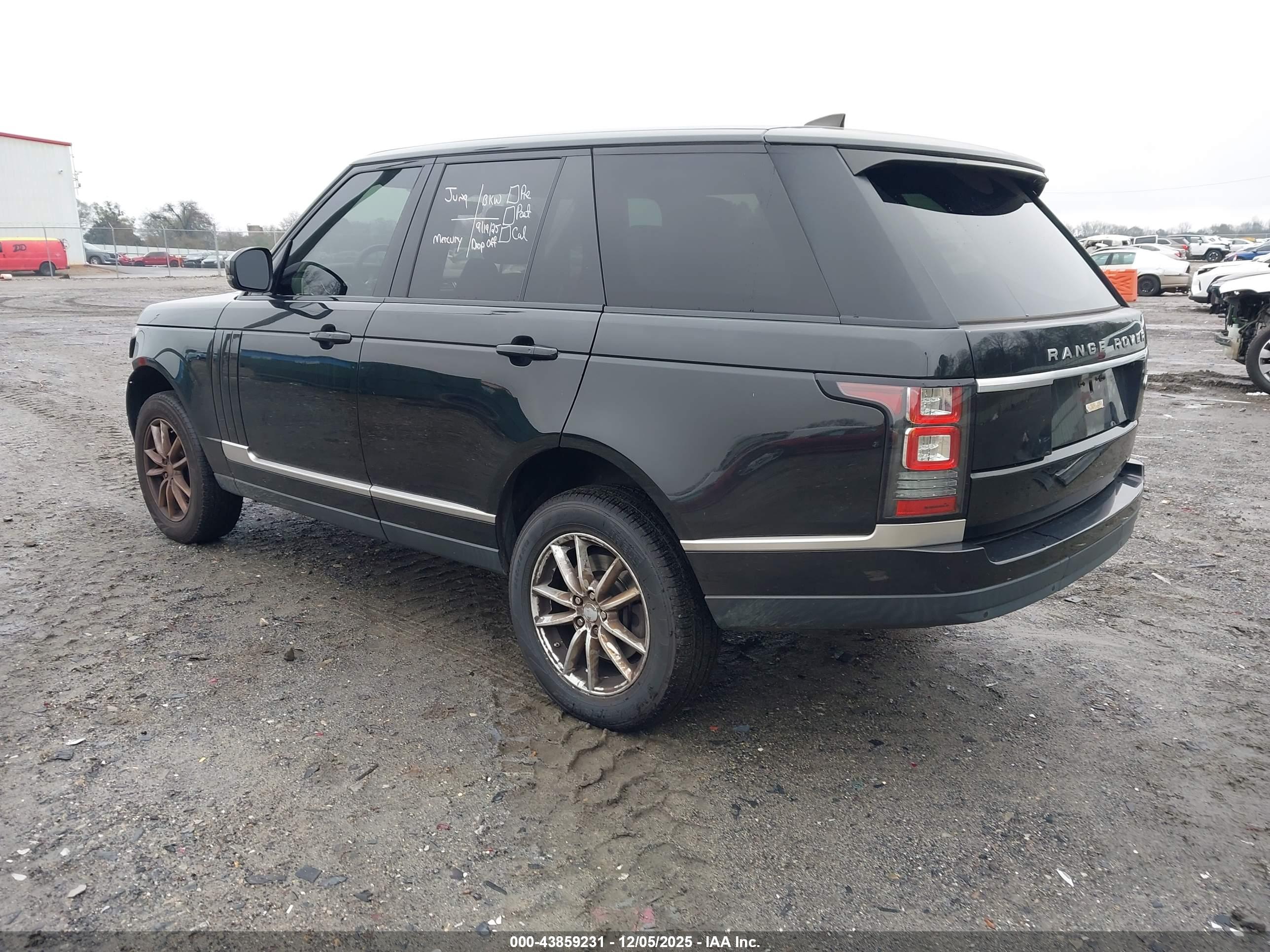 LAND ROVER image 3