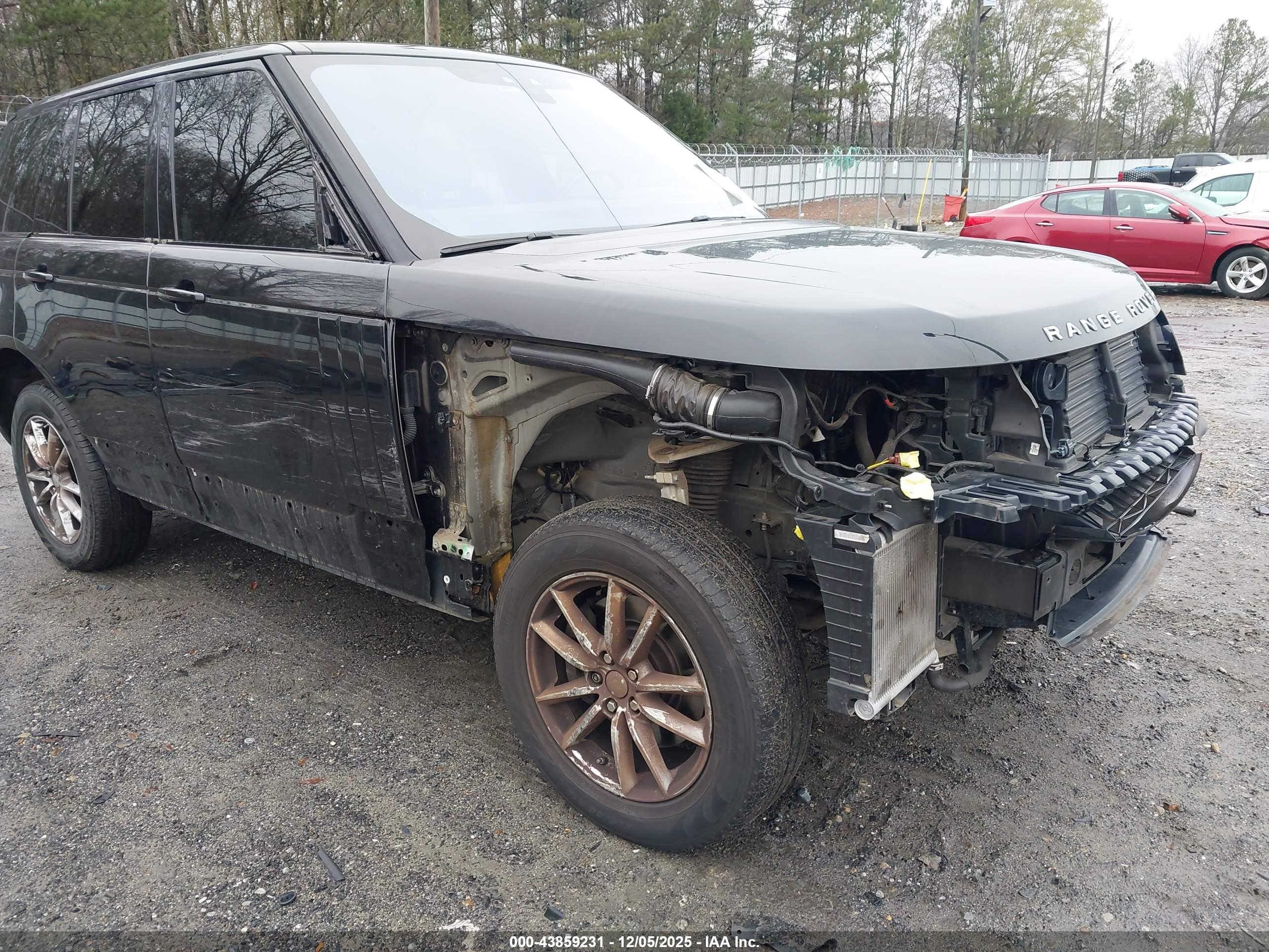 LAND ROVER image 6