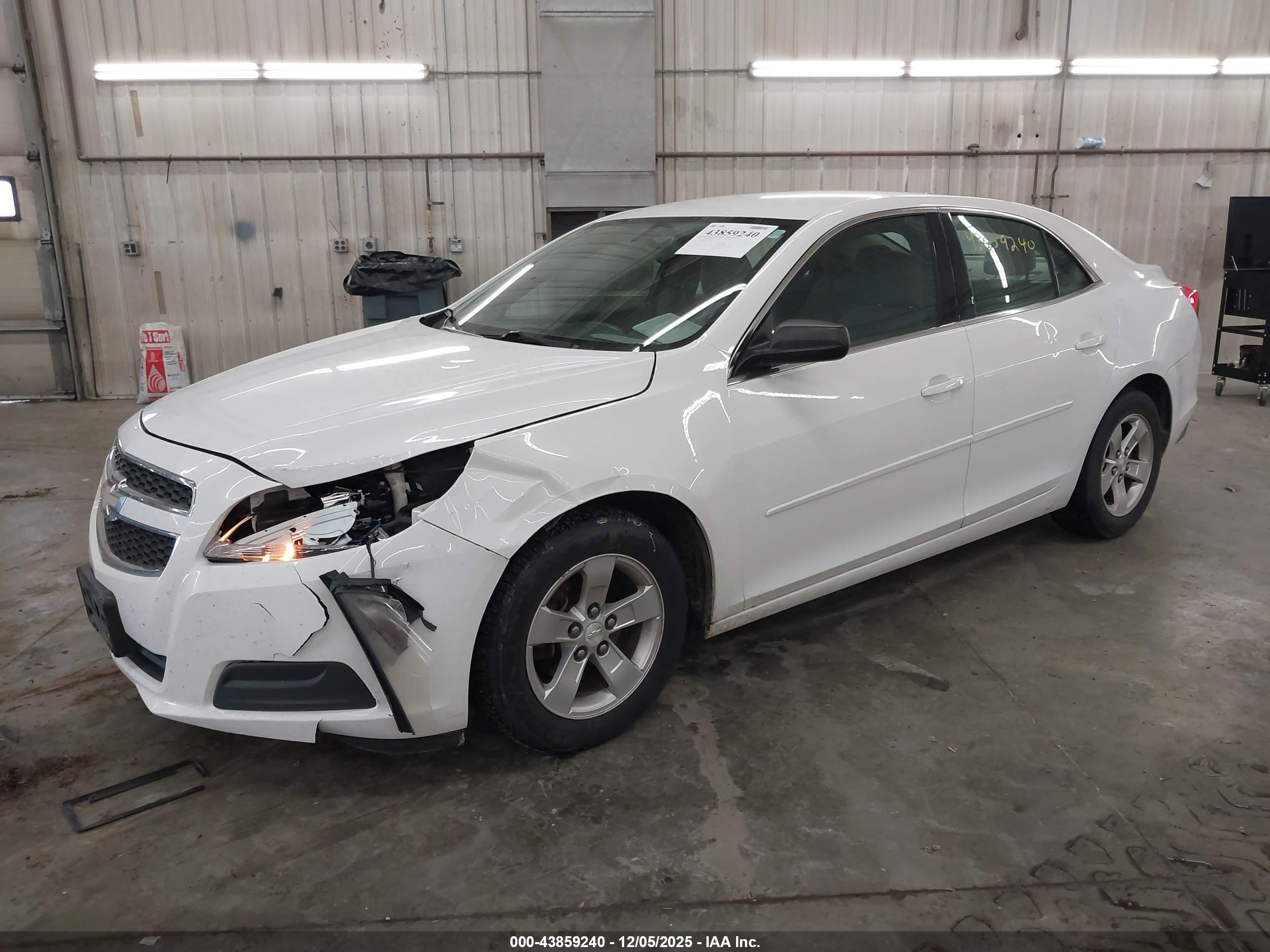 CHEVROLET MALIBU image 2