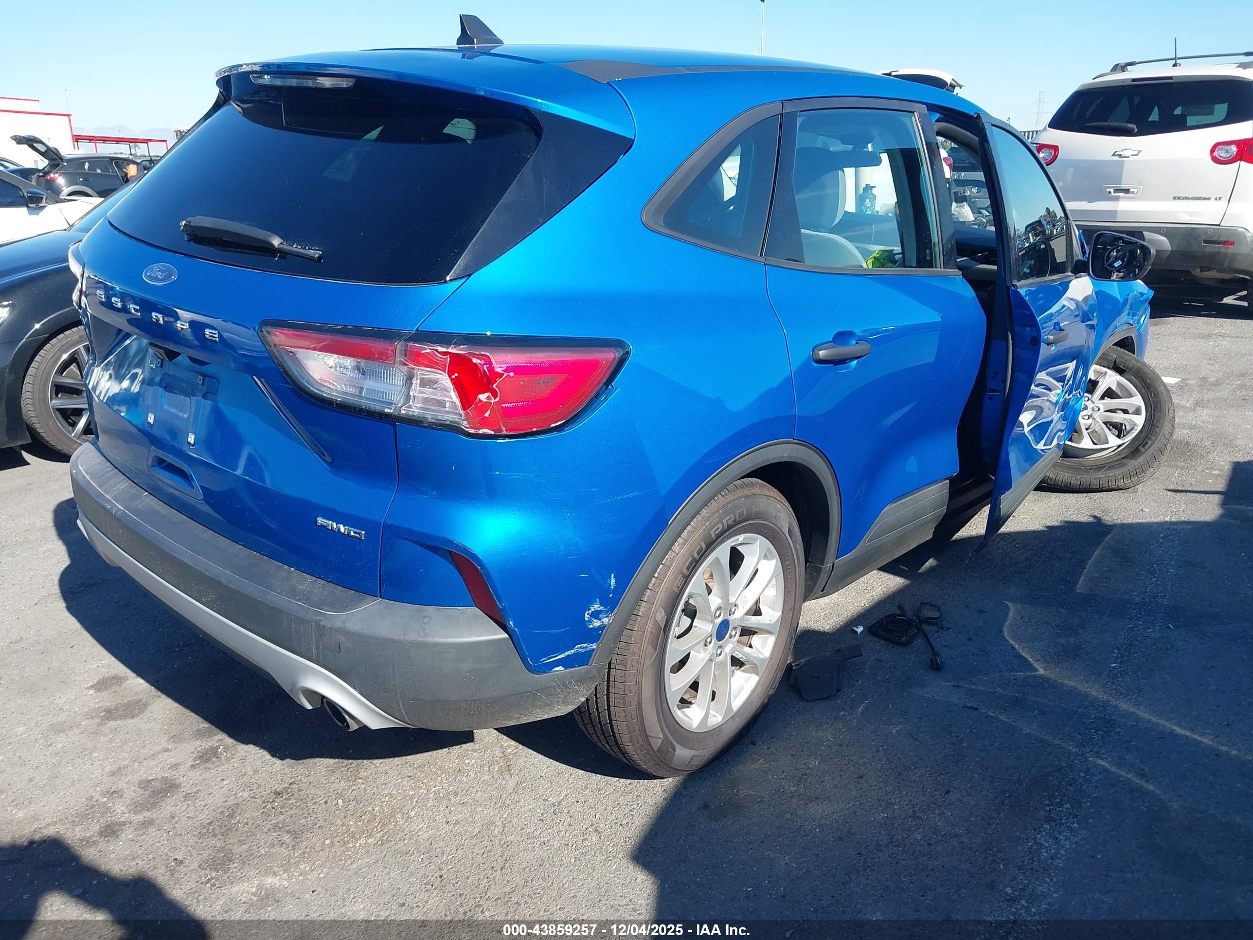 FORD ESCAPE image 4