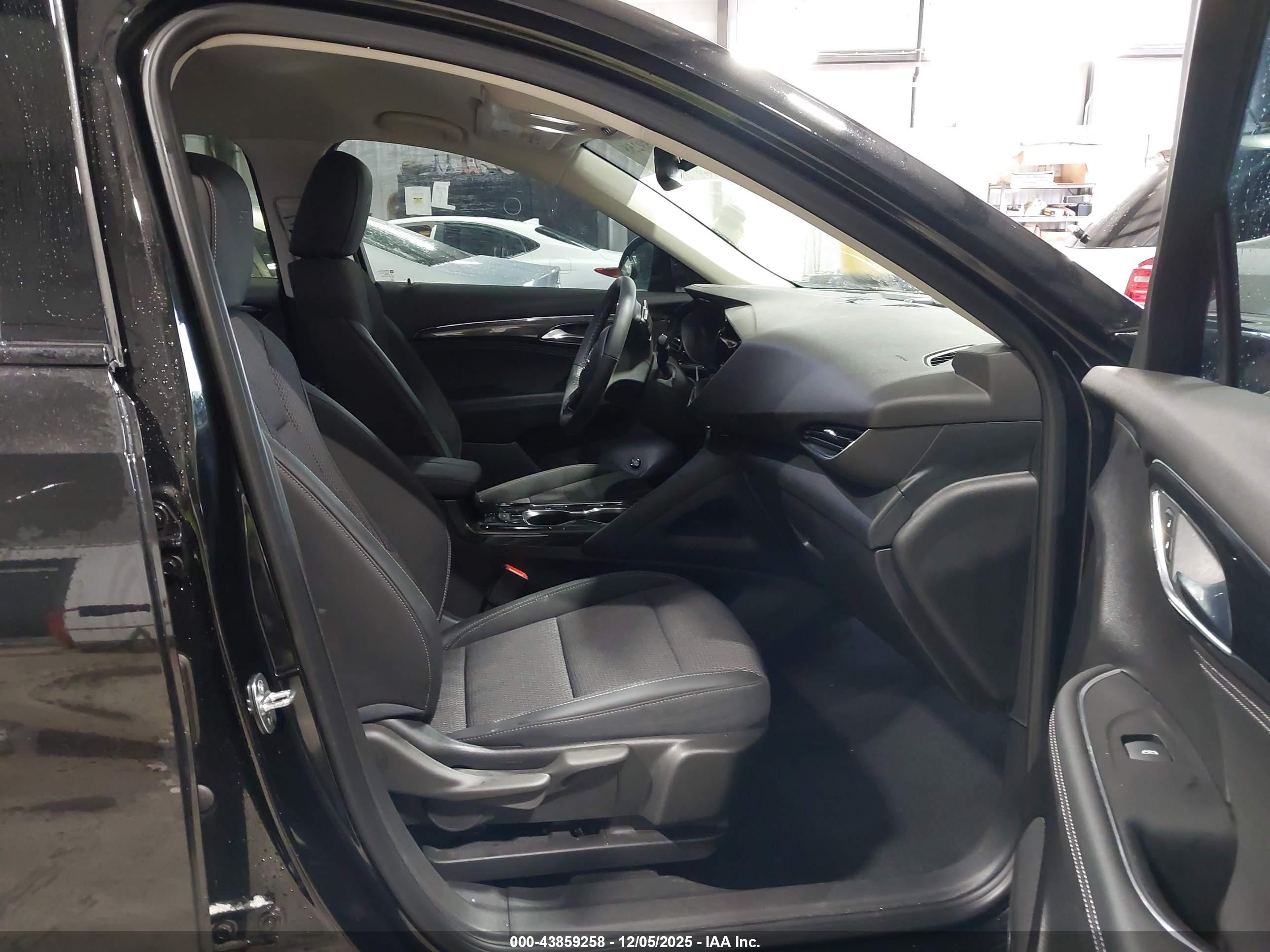BUICK ENVISION image 5
