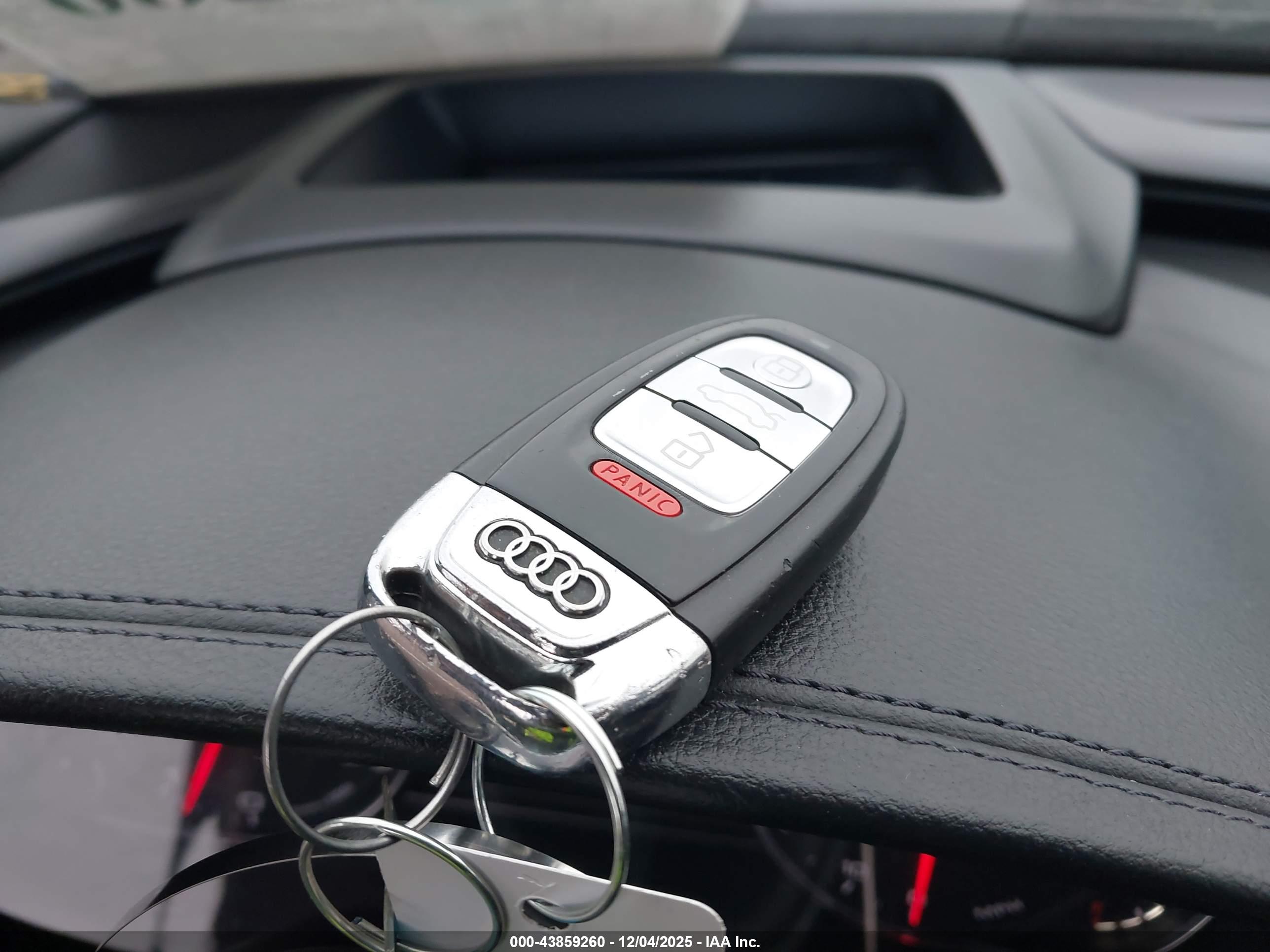 AUDI A8 image 11