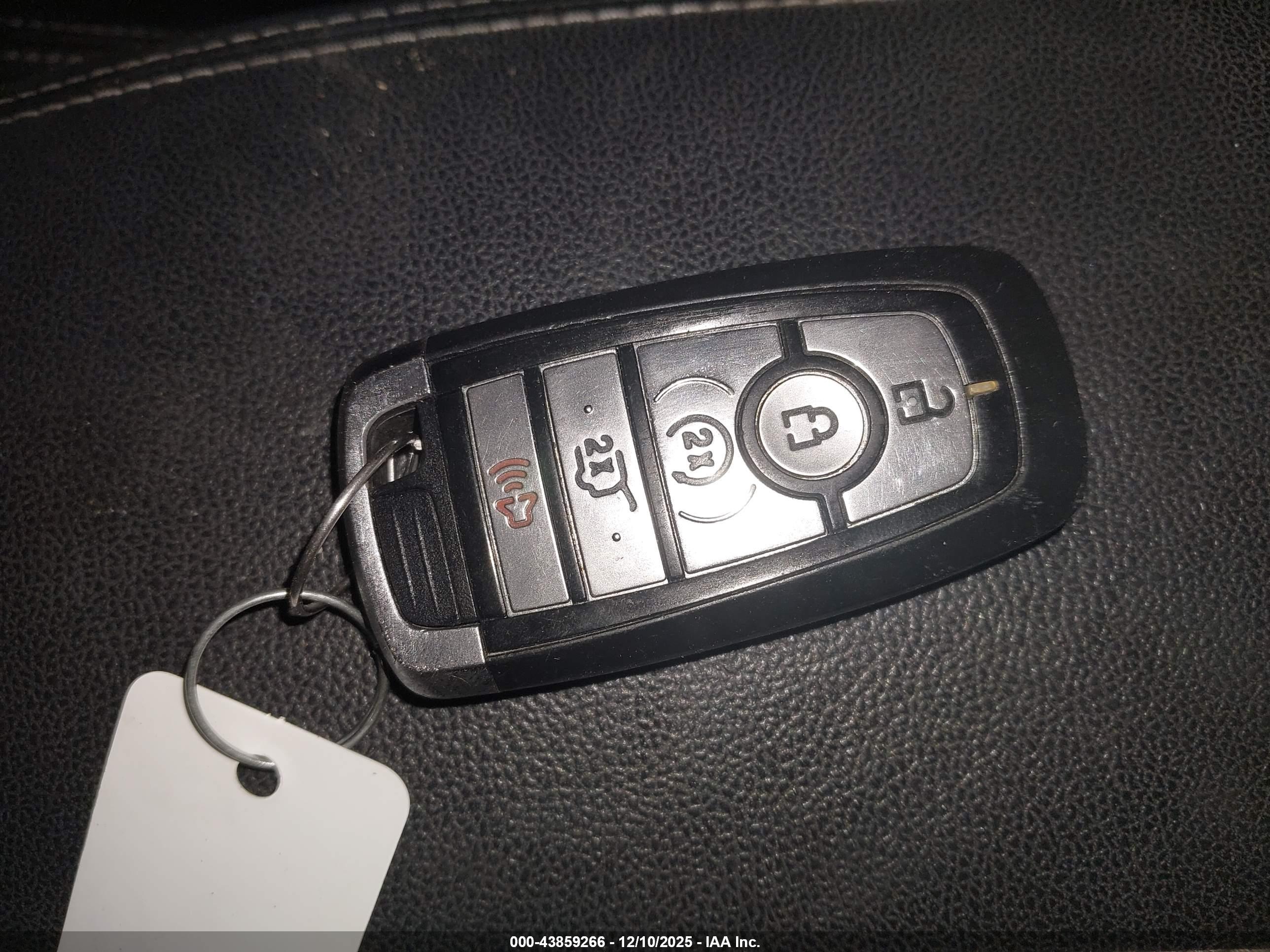 FORD ESCAPE image 11