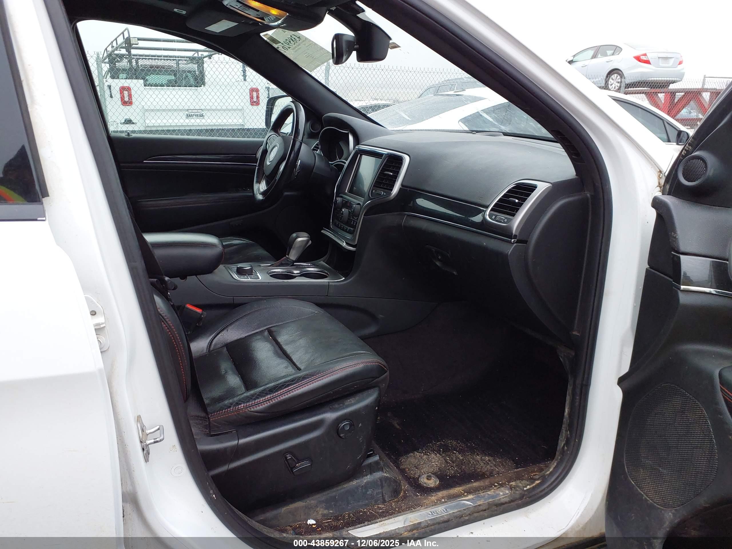 JEEP GRAND image 5
