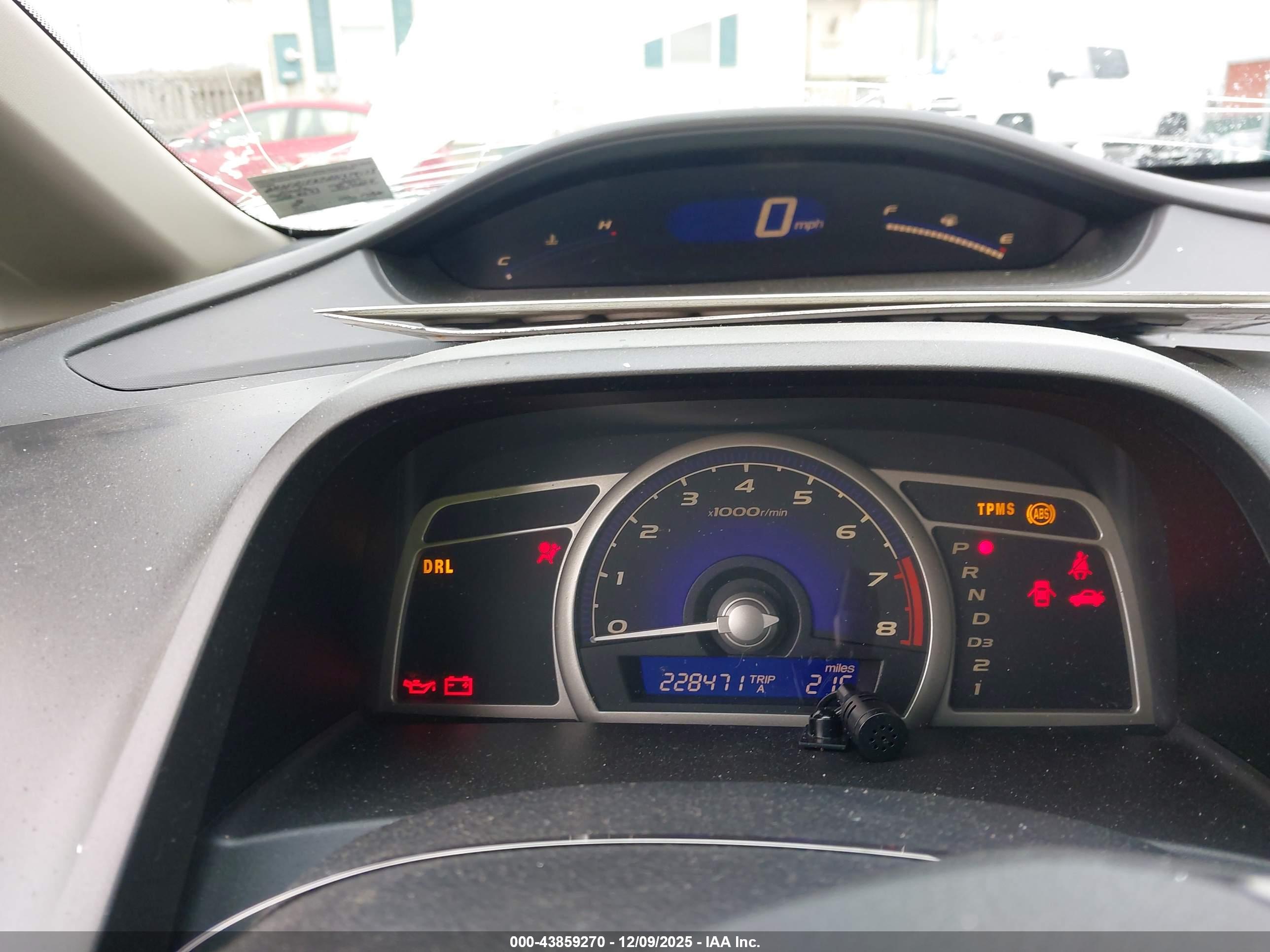 HONDA CIVIC image 7