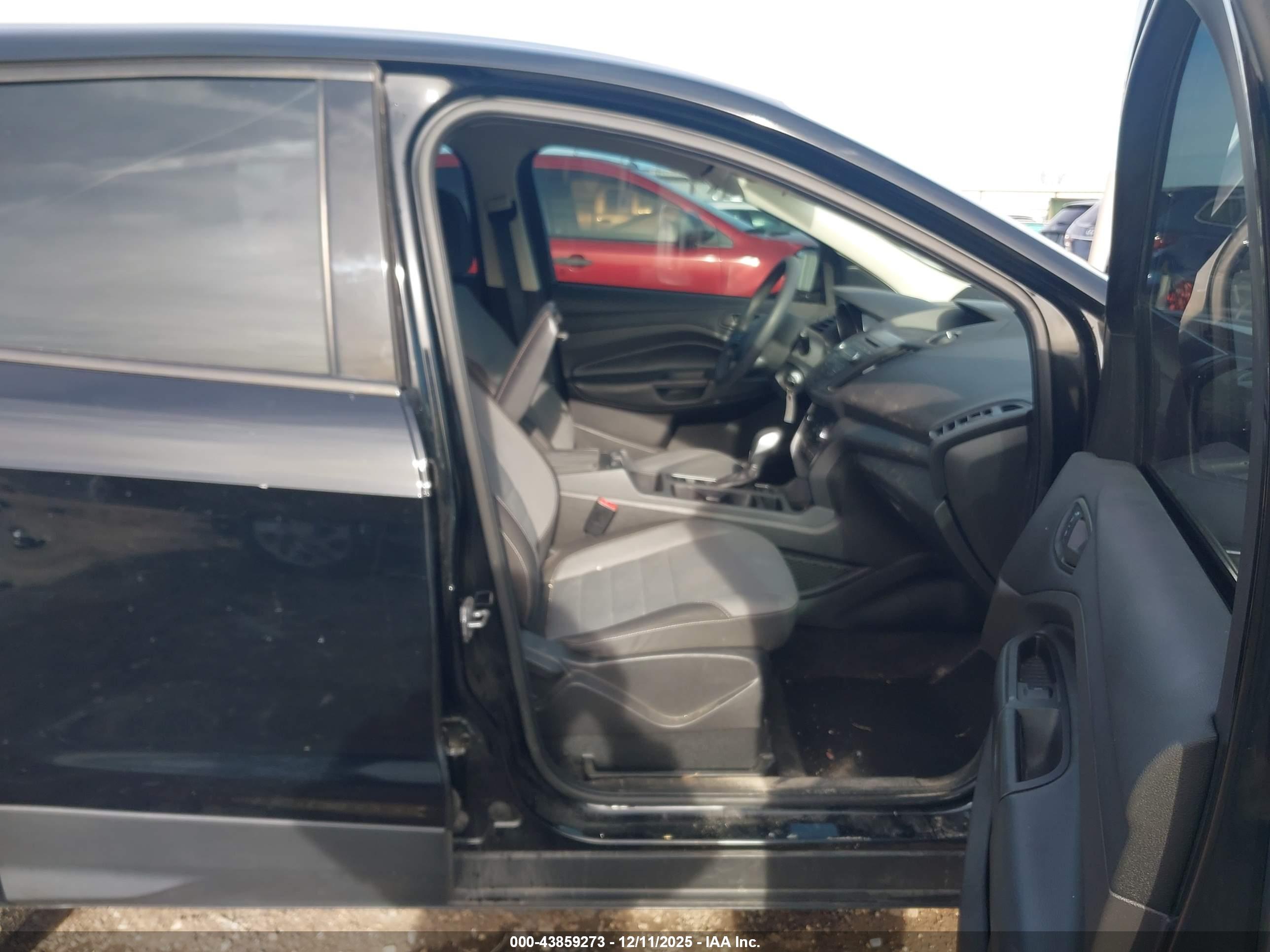 FORD ESCAPE image 5