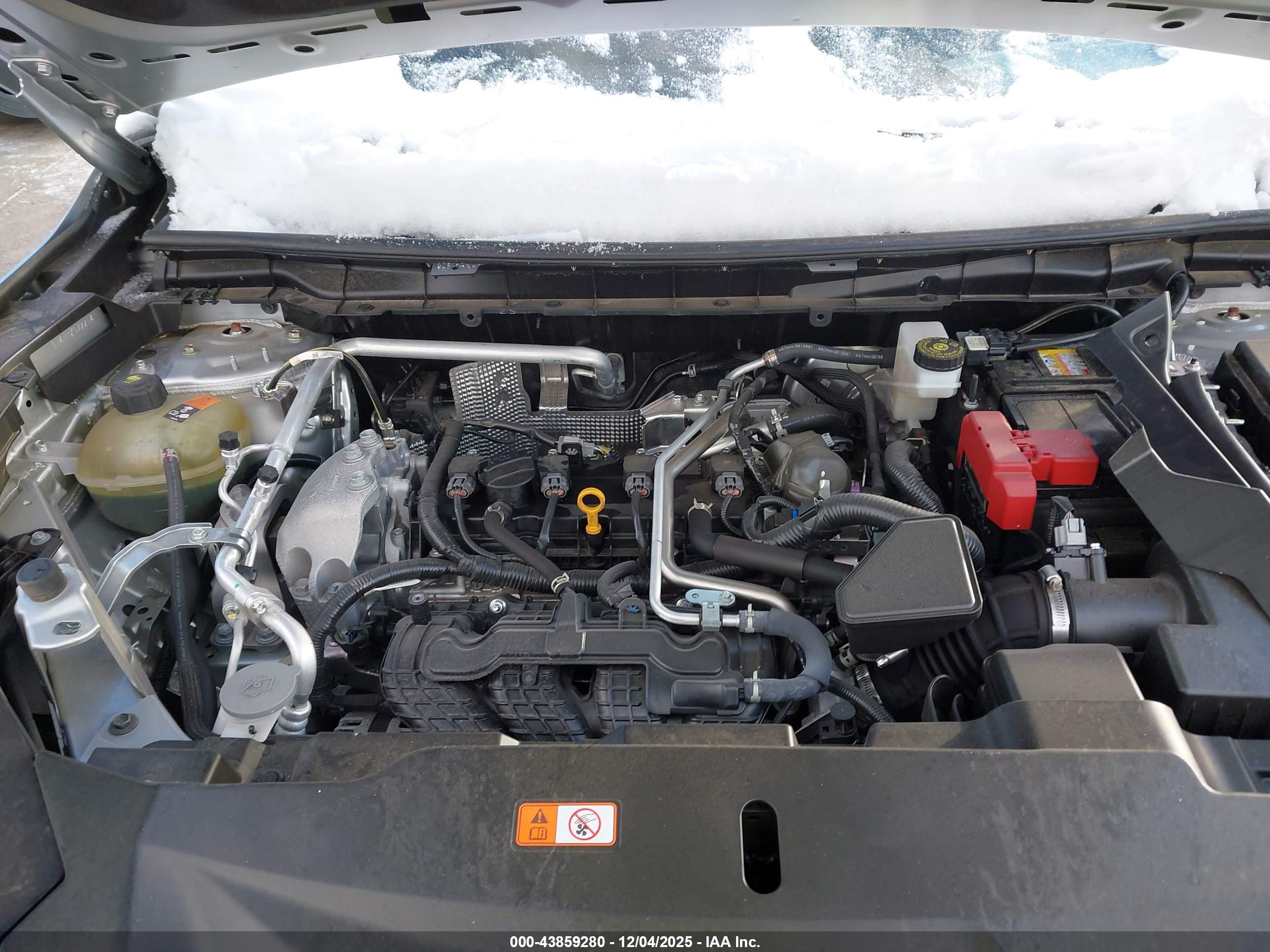 MITSUBISHI OUTLANDER image 10