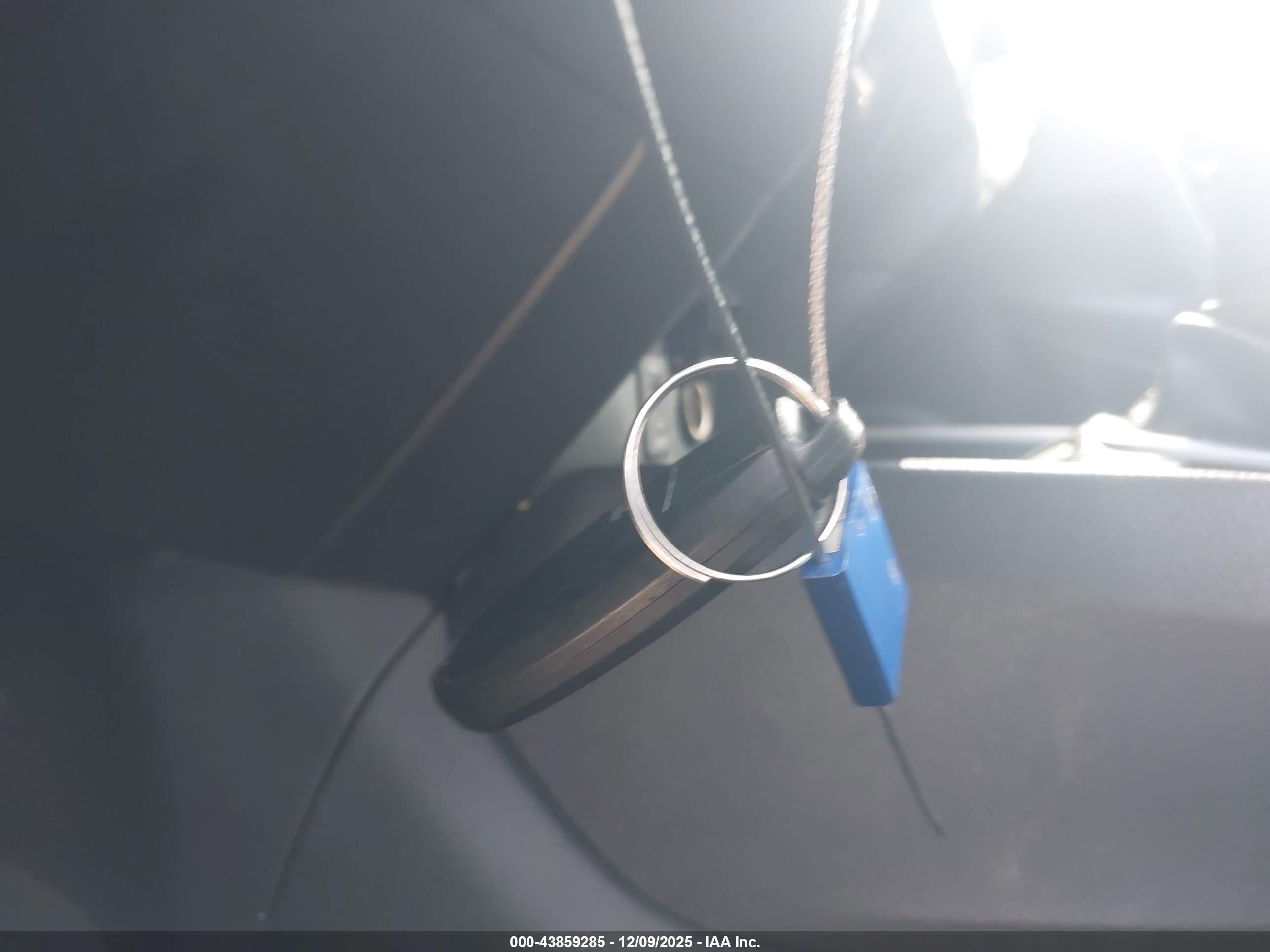 NISSAN ROGUE image 11