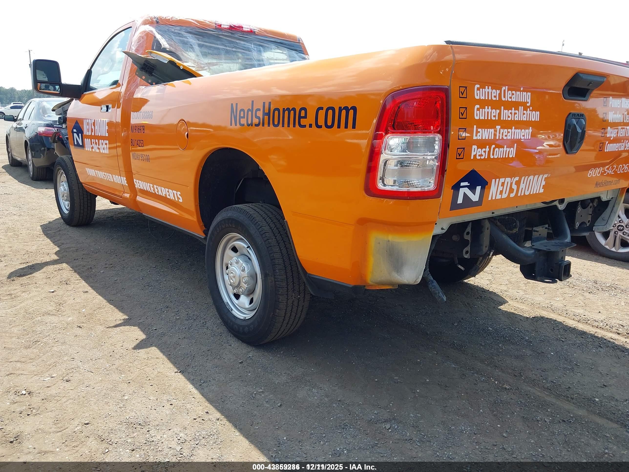 RAM 2500 image 3