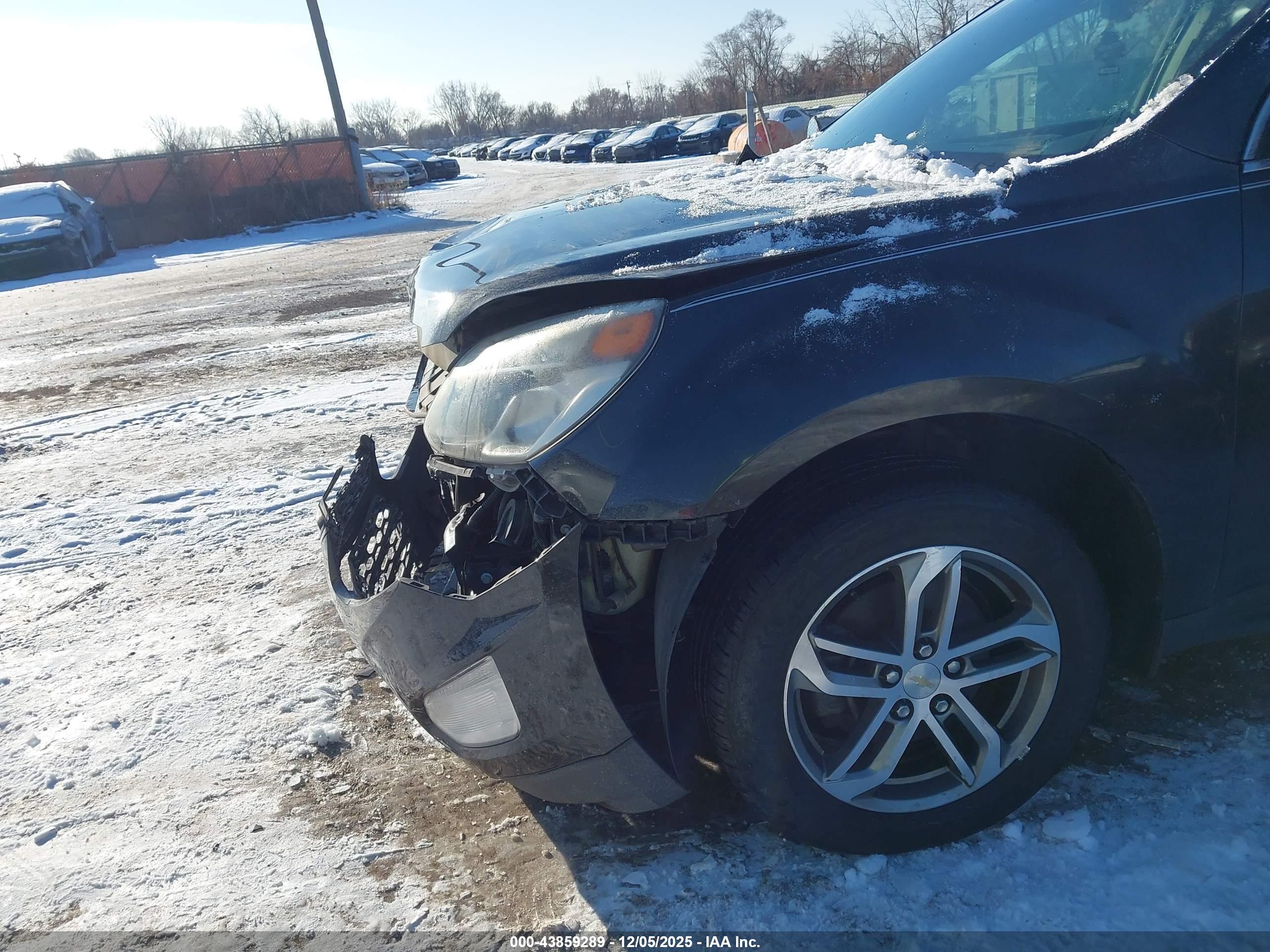 CHEVROLET EQUINOX image 6