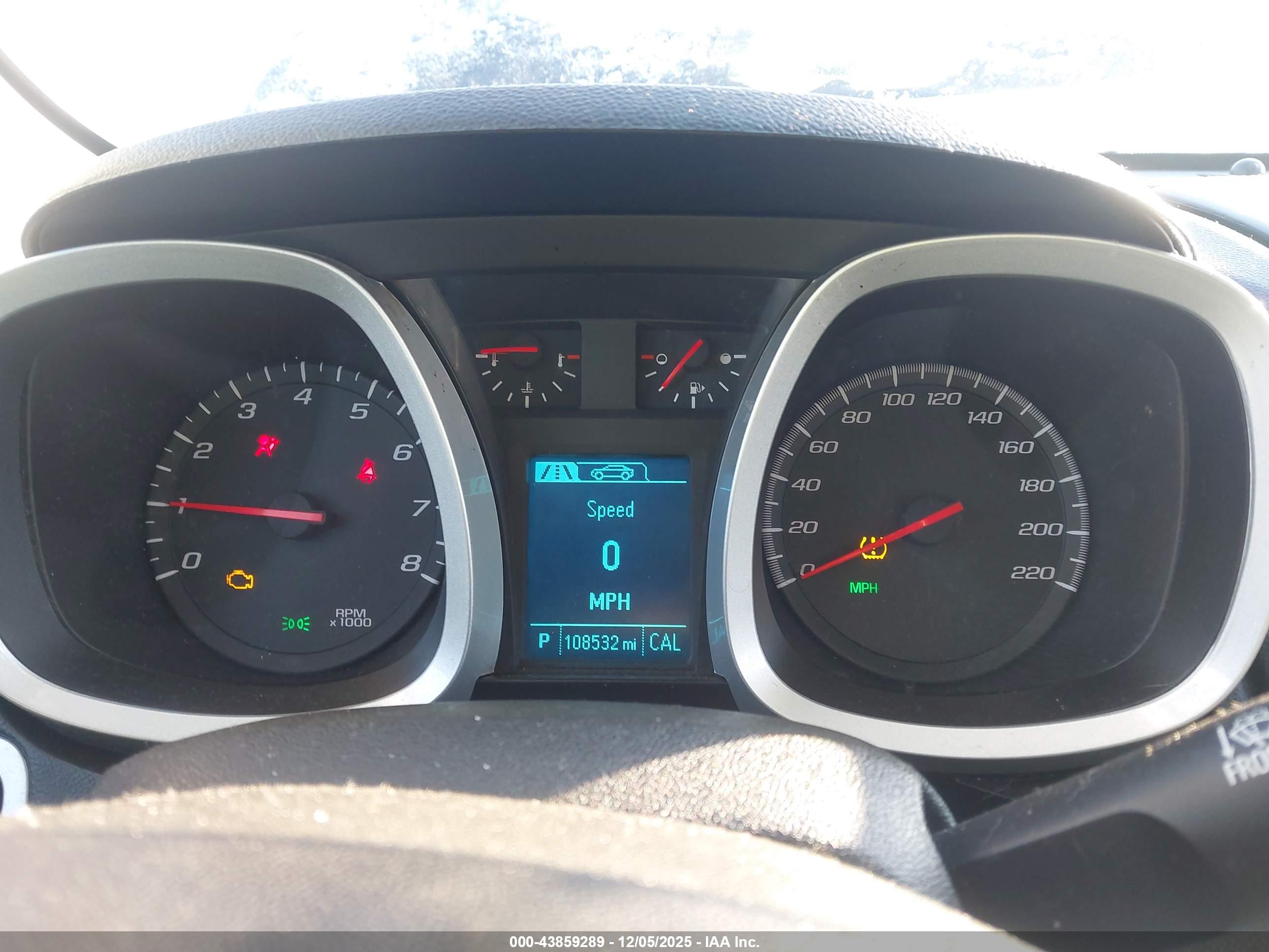 CHEVROLET EQUINOX image 7
