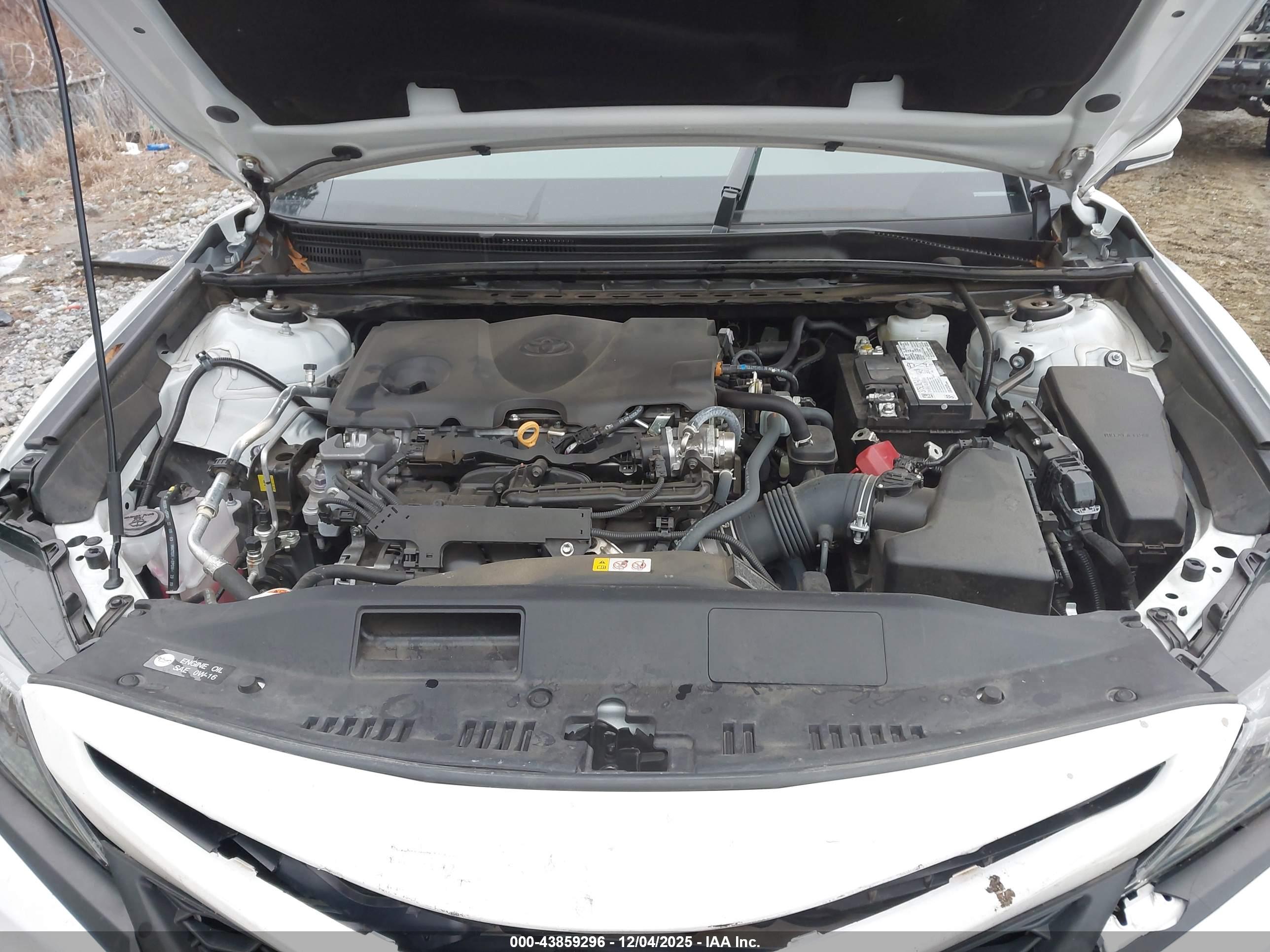 TOYOTA CAMRY image 10