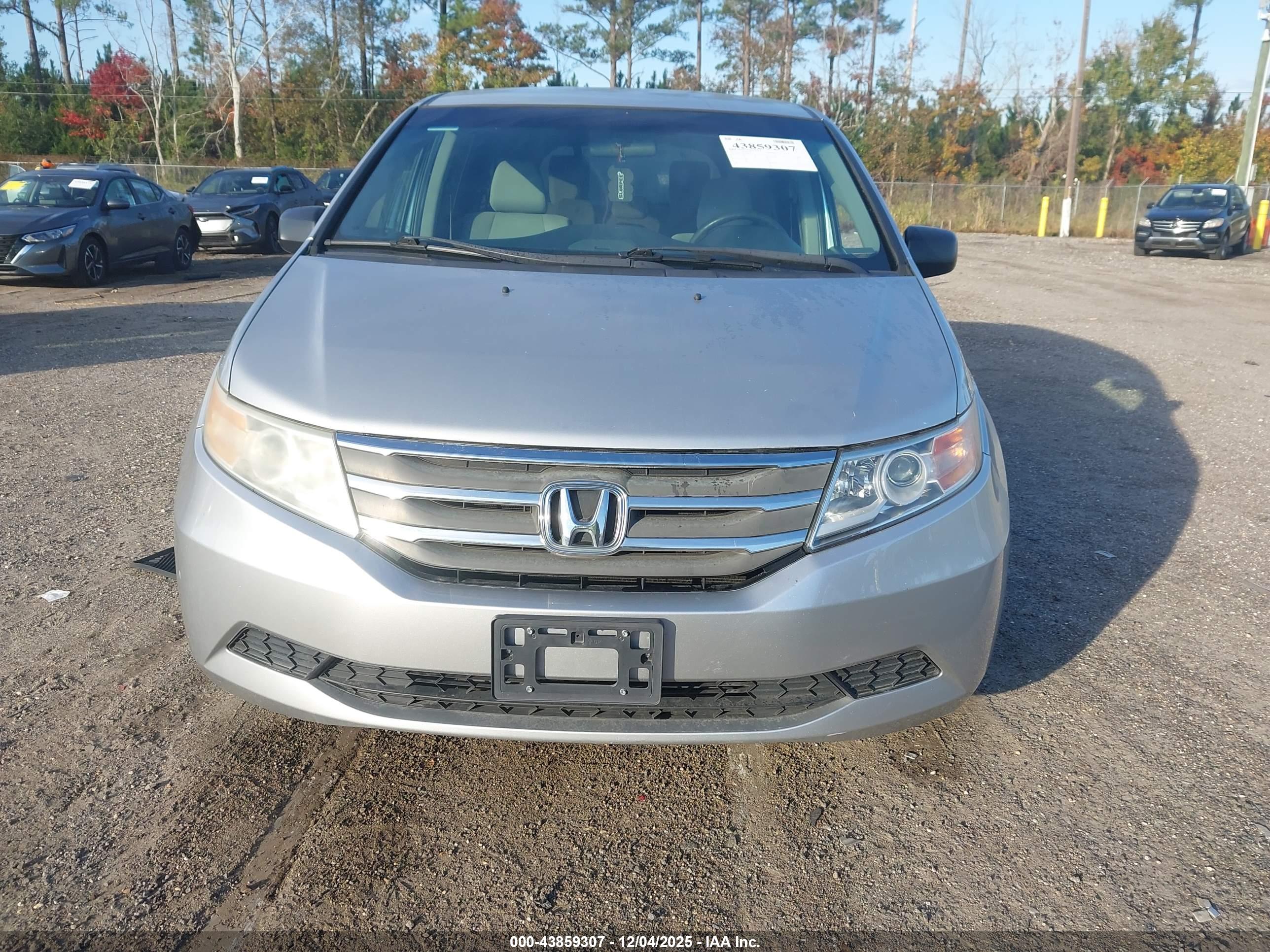 HONDA ODYSSEY image 6