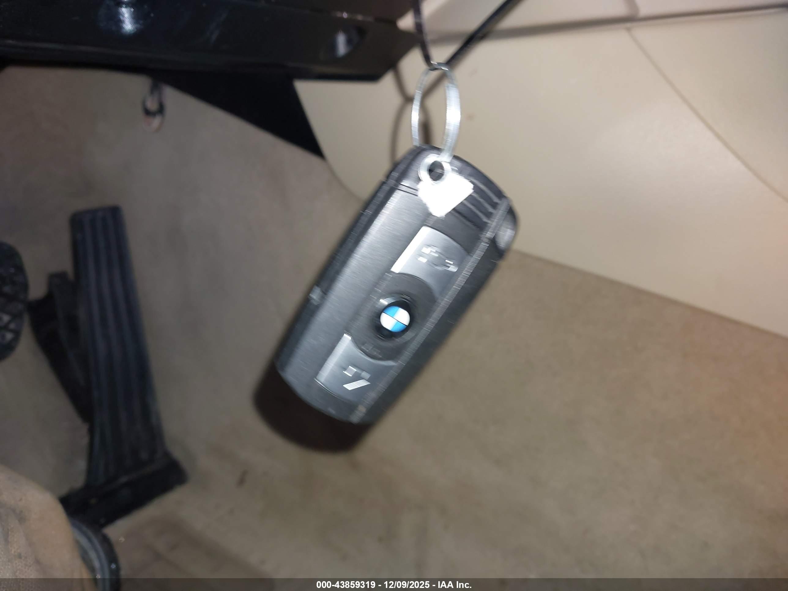 BMW X1 image 11