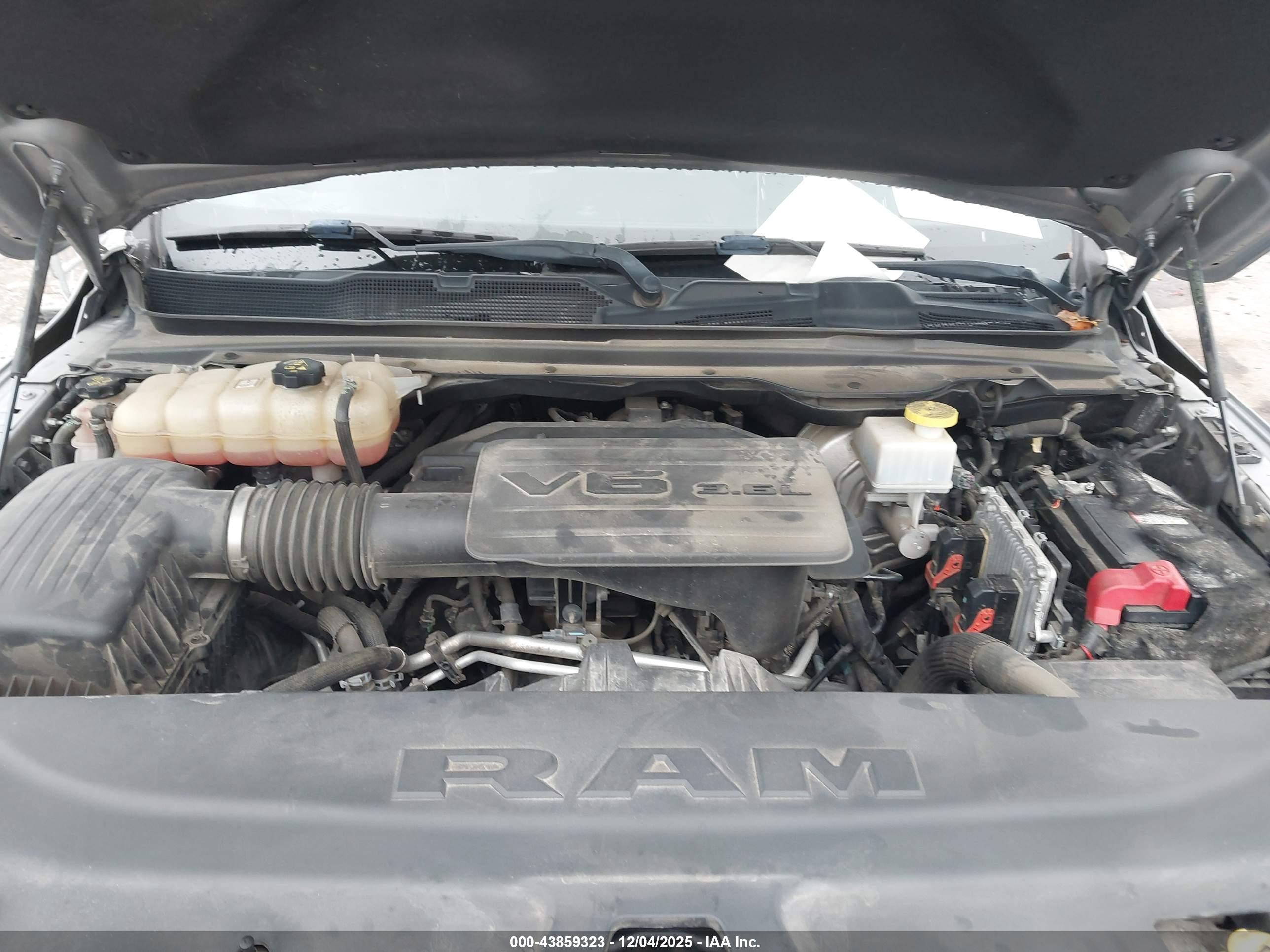 RAM 1500 image 10