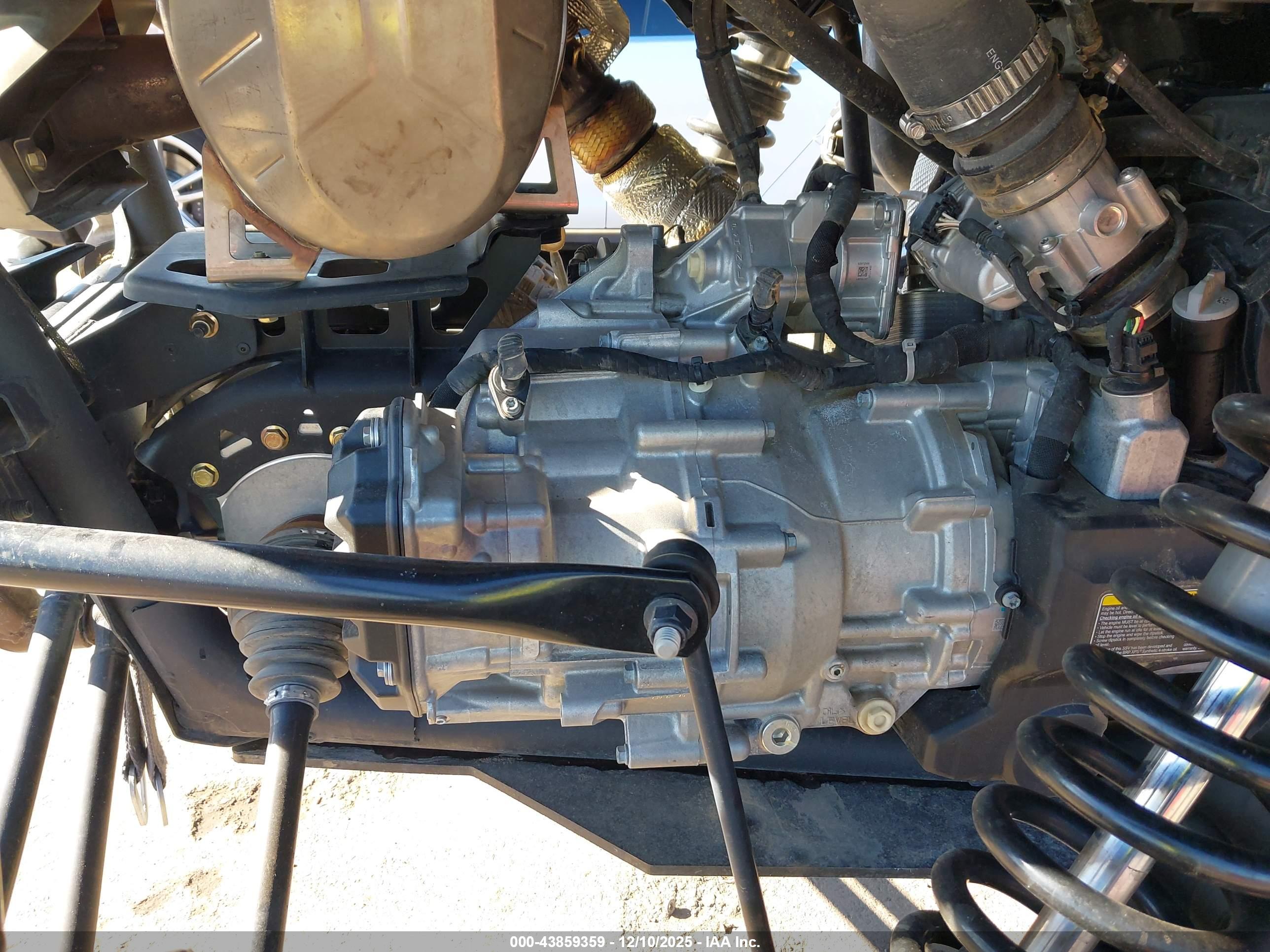 CAN-AM MAVERICK image 8